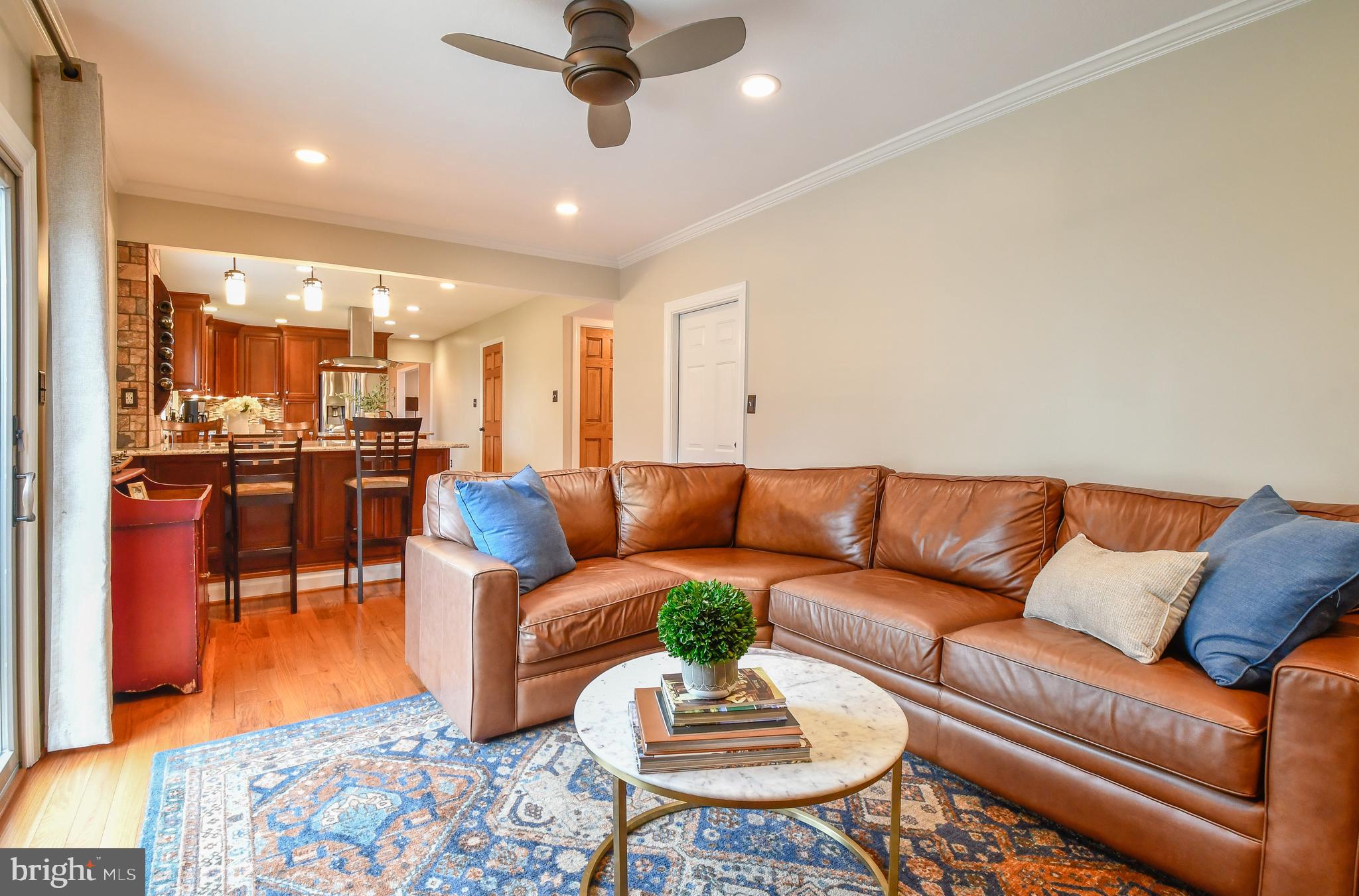 LONGWOOD KNOLLS - Residential