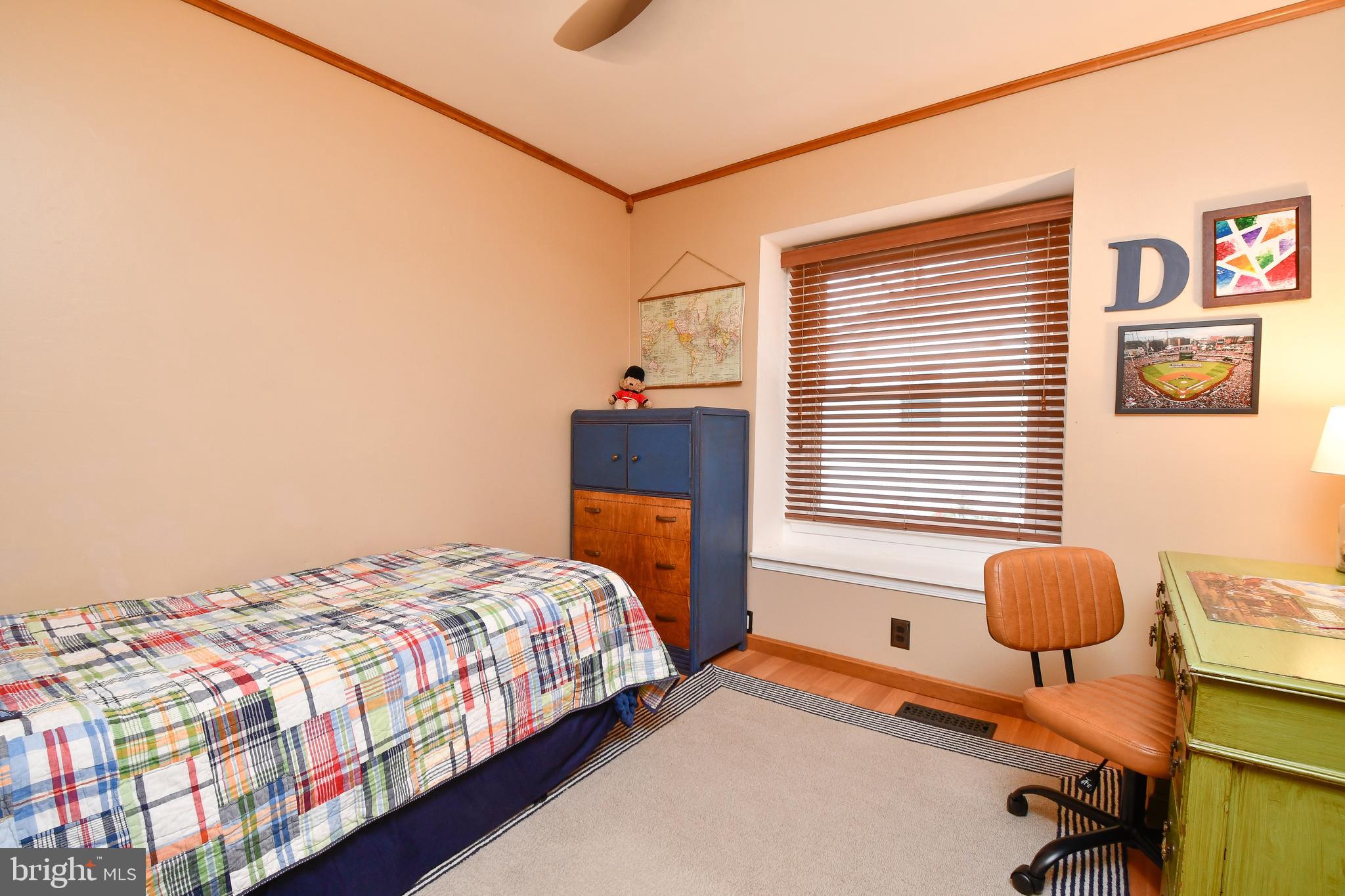 LONGWOOD KNOLLS - Residential