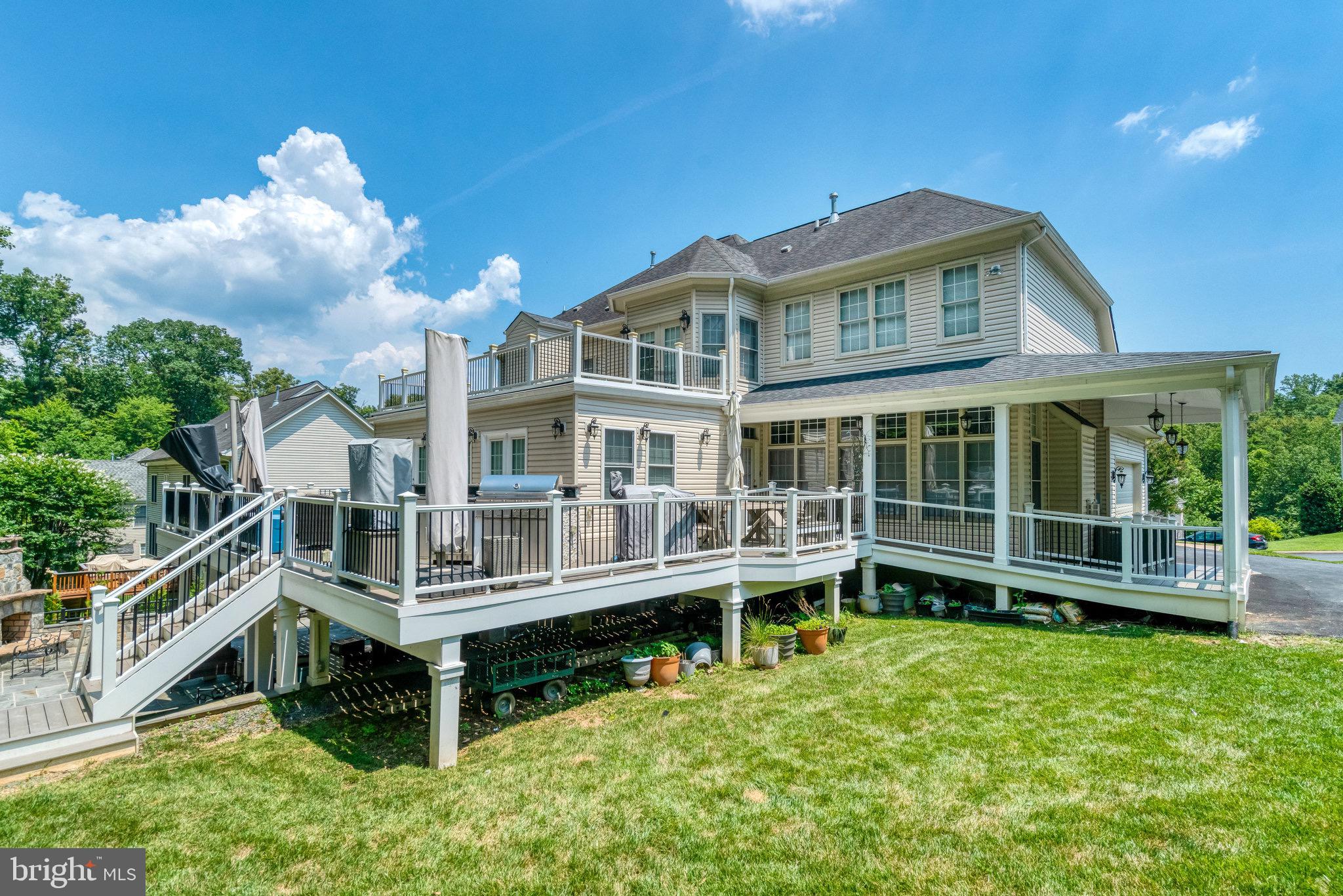 8104 CHARS LANDING COURT