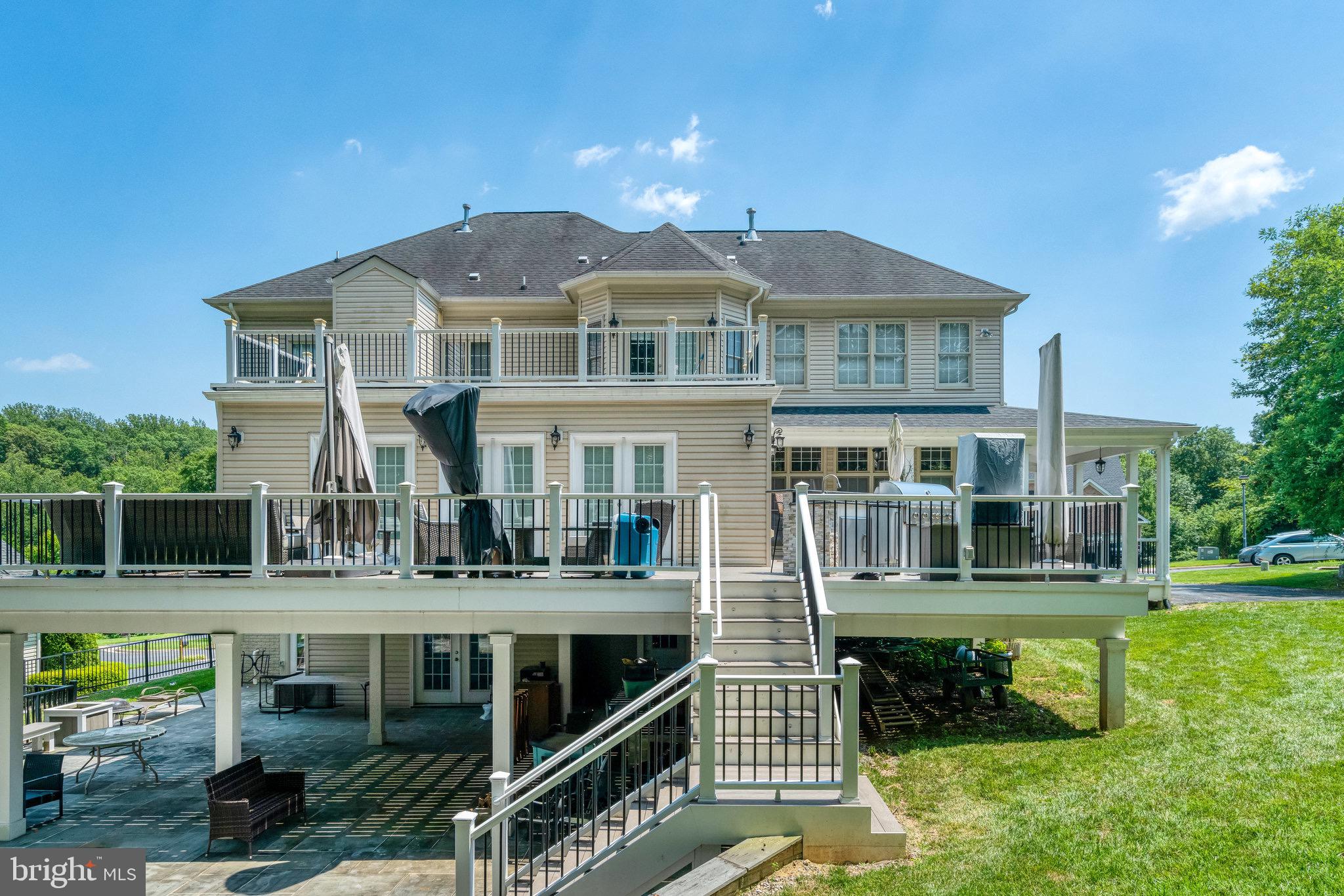 8104 CHARS LANDING COURT