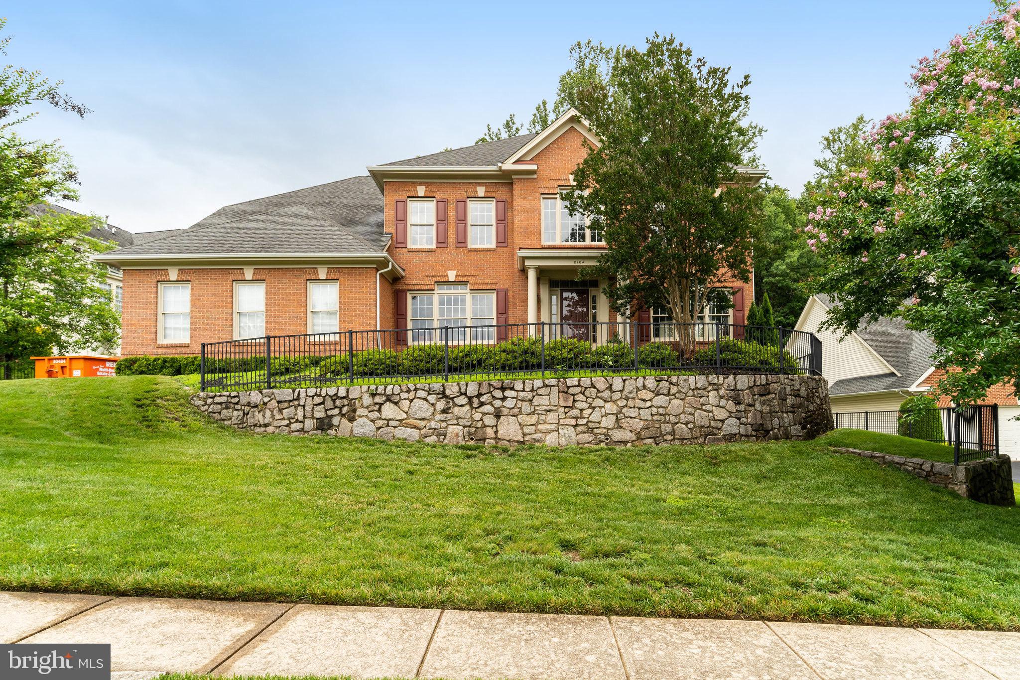8104 CHARS LANDING COURT