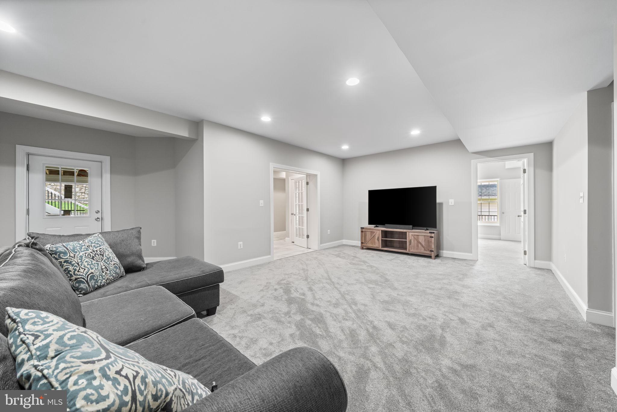 POHICK RETREAT - Residential