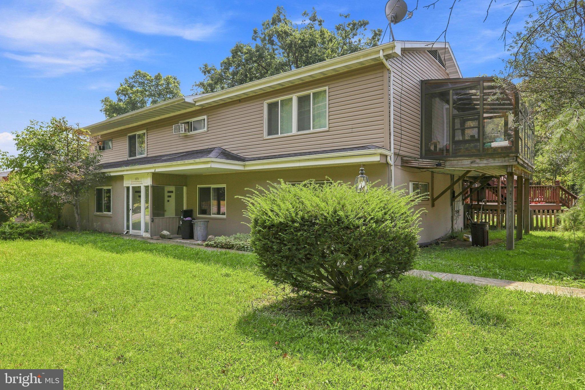 1076 BRADDOCK ROAD