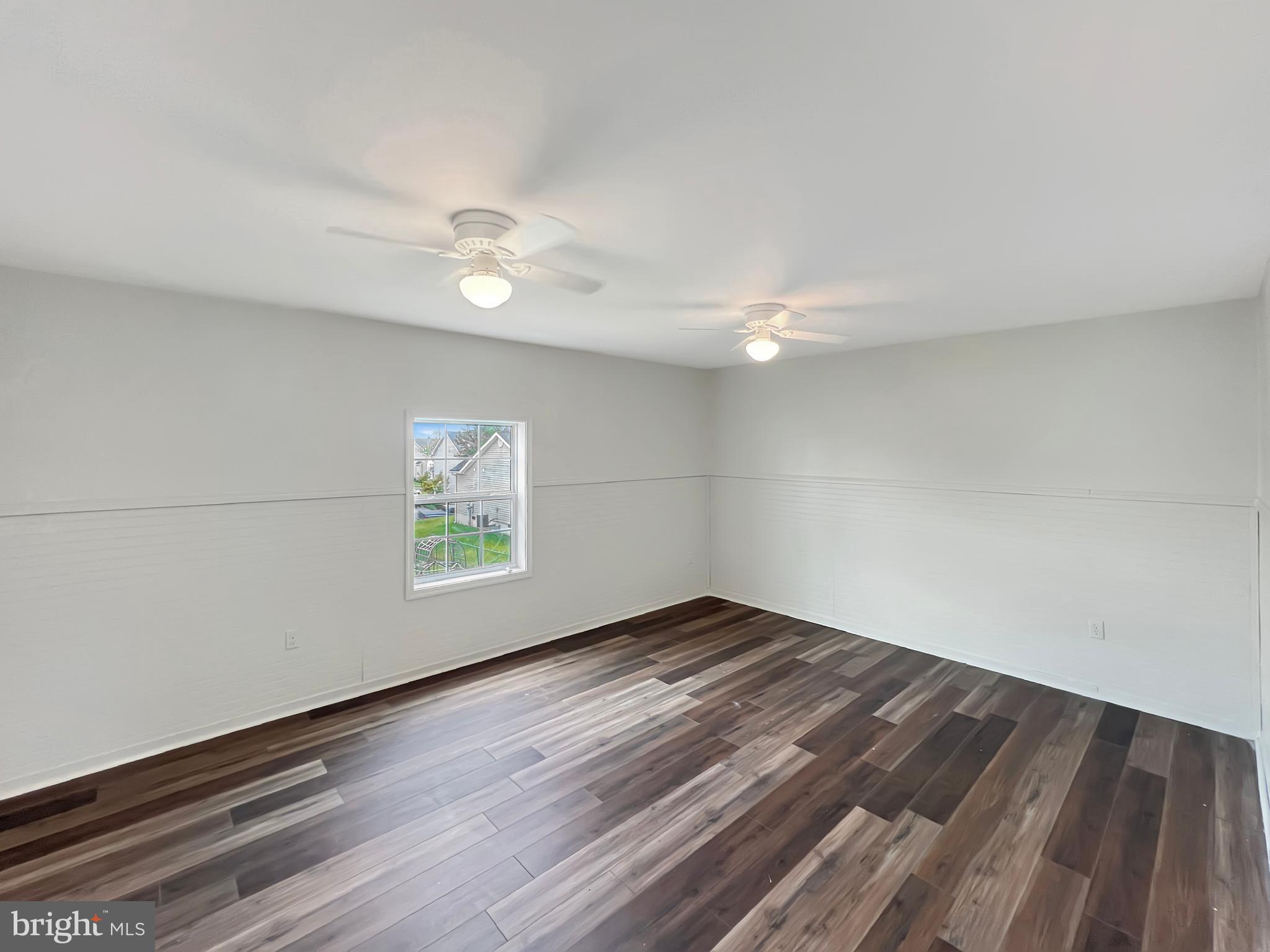 MILLS FARM - Residential