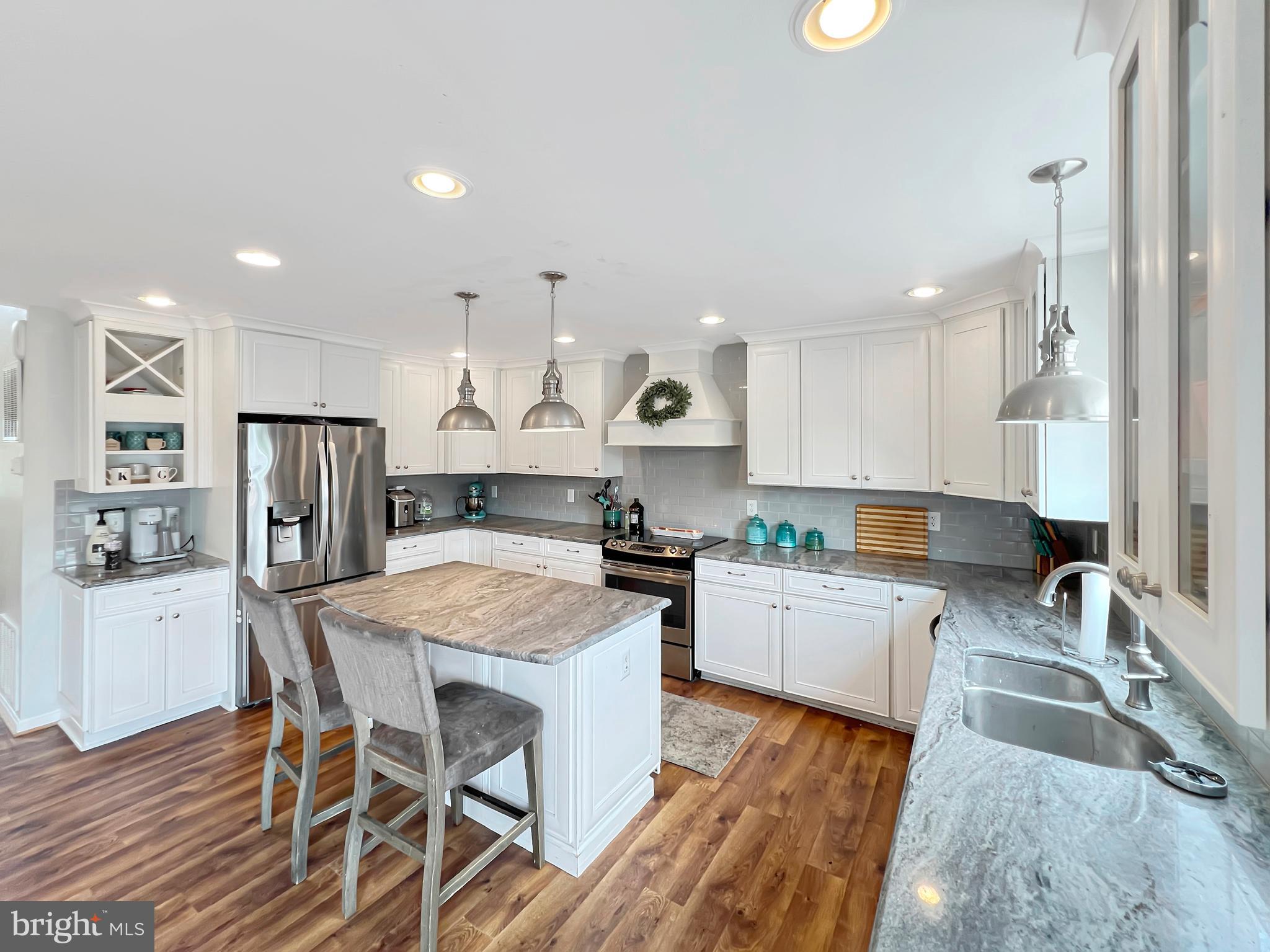 MILLS FARM - Residential