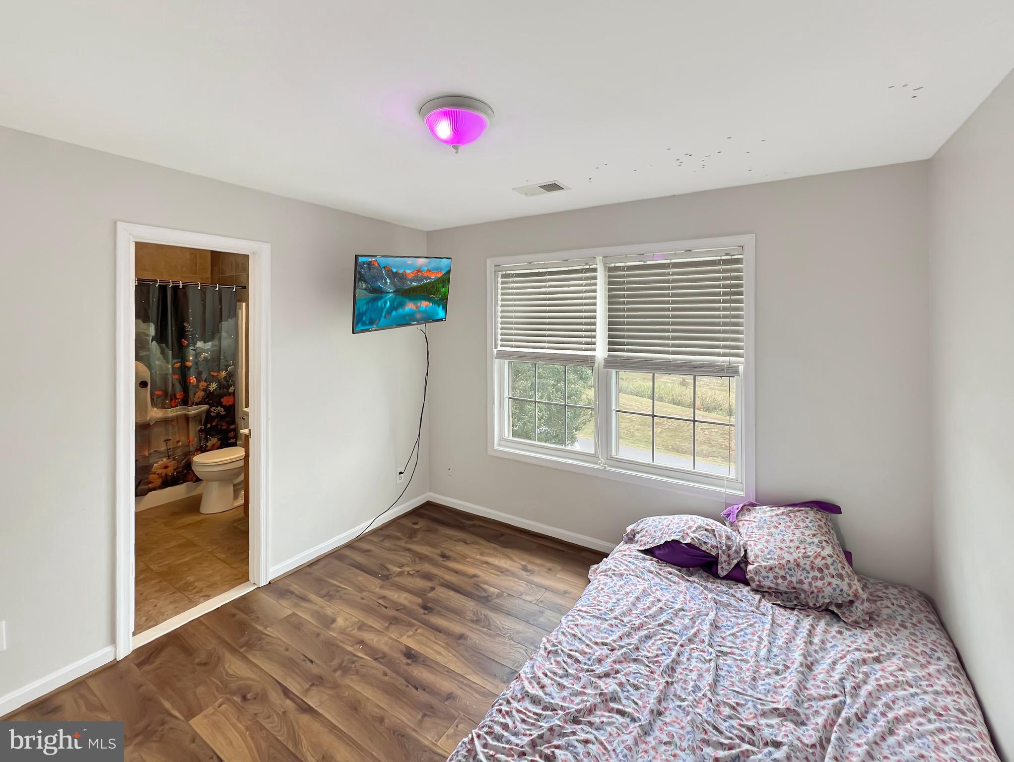 MILLS FARM - Residential