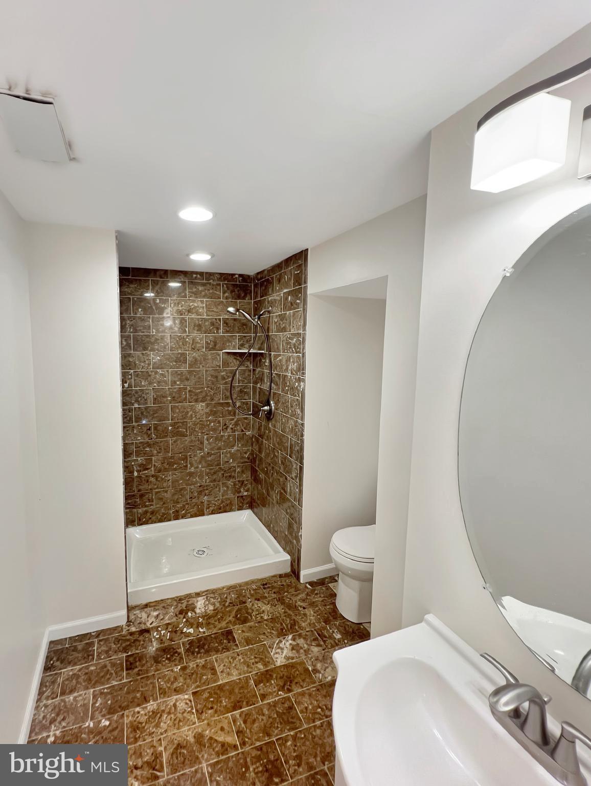 MILLS FARM - Residential