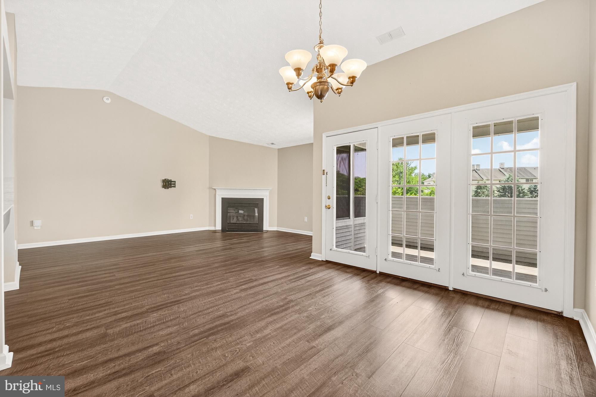 OLD FARM STATION - Residential