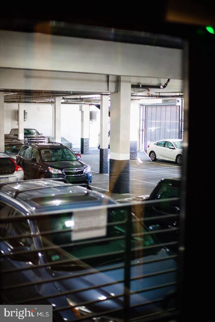 OLDE KENSINGTON - Residential Lease