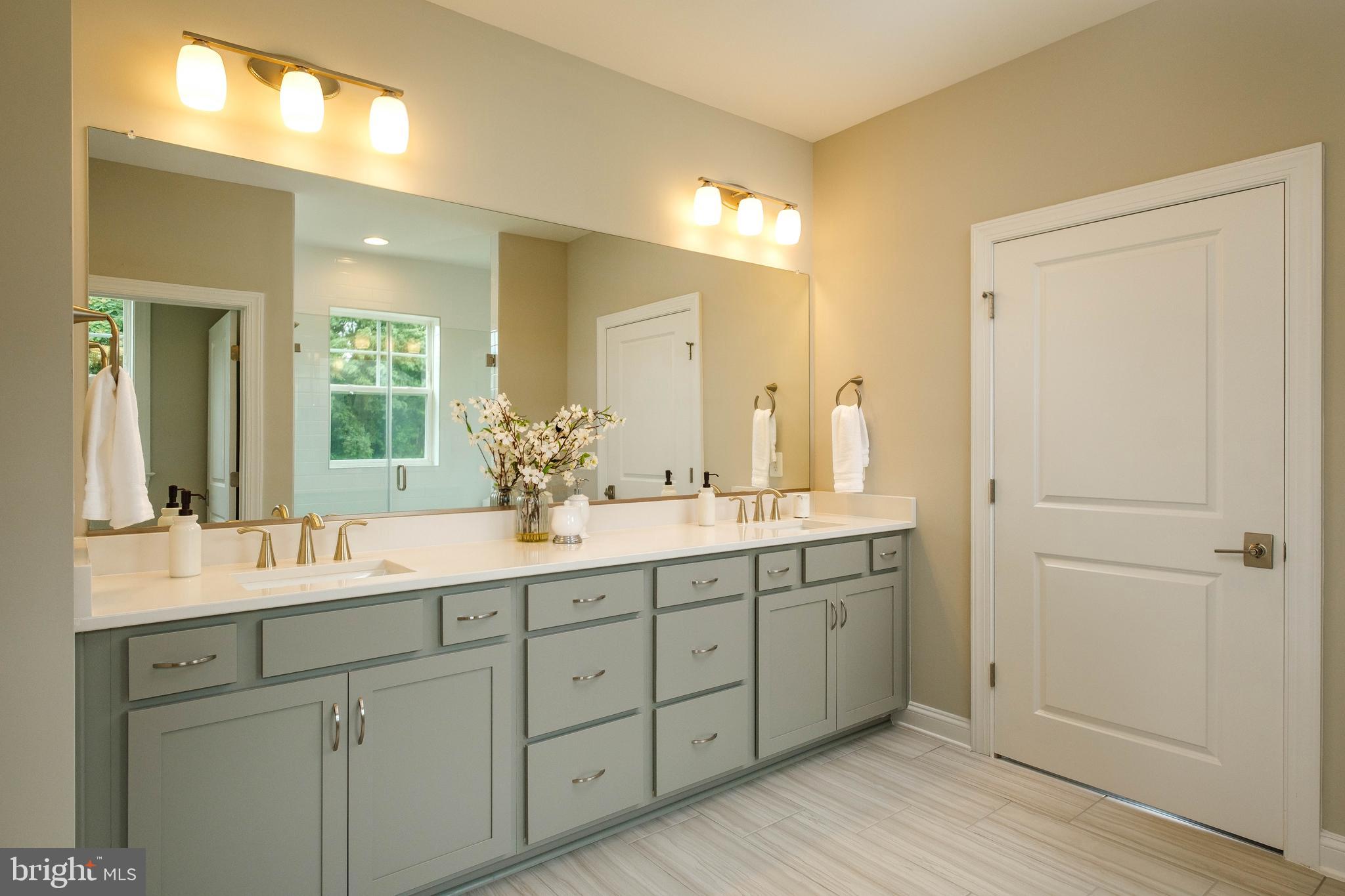 ROCK ISLAND LANDING - Residential