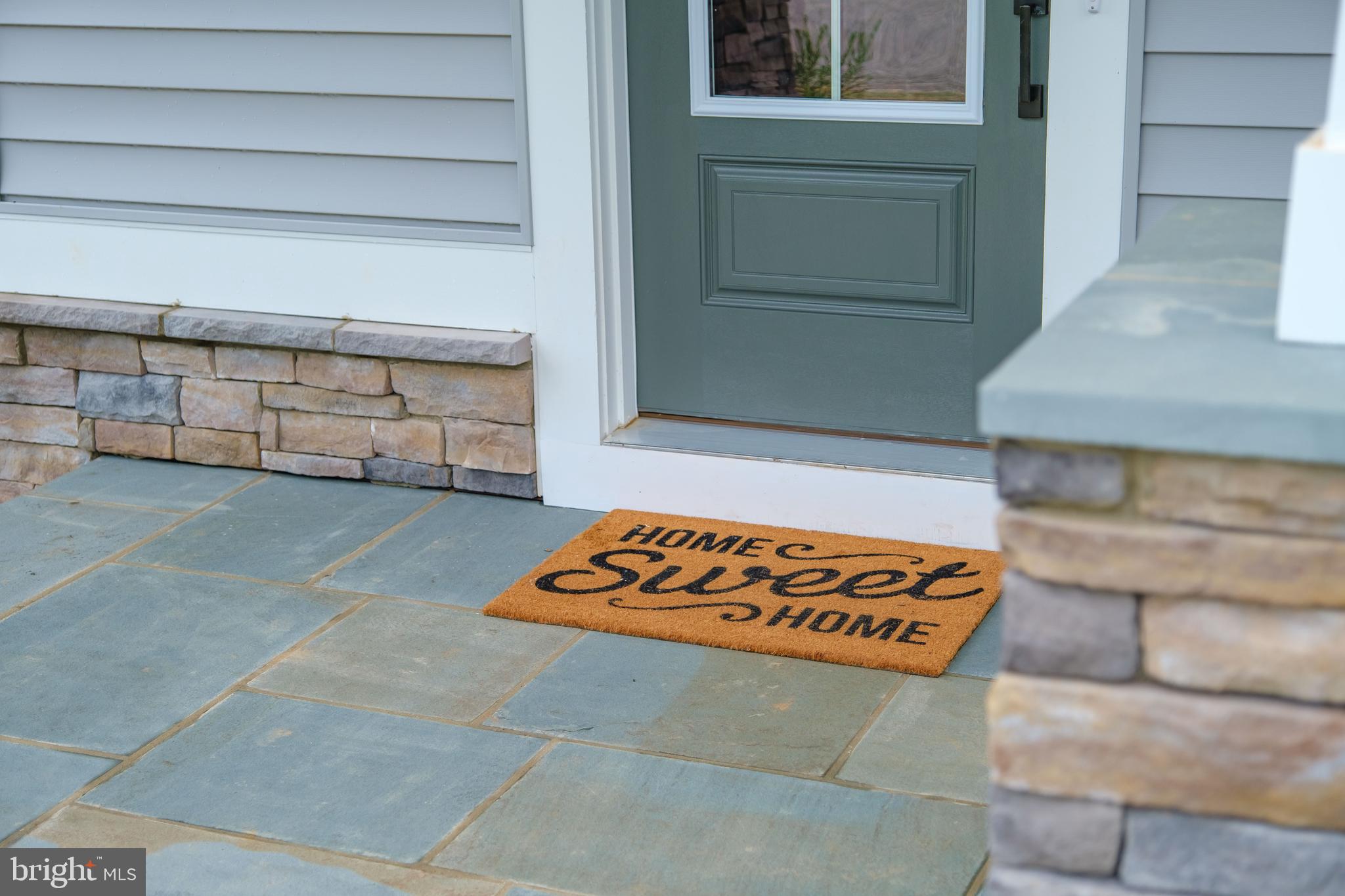 ROCK ISLAND LANDING - Residential