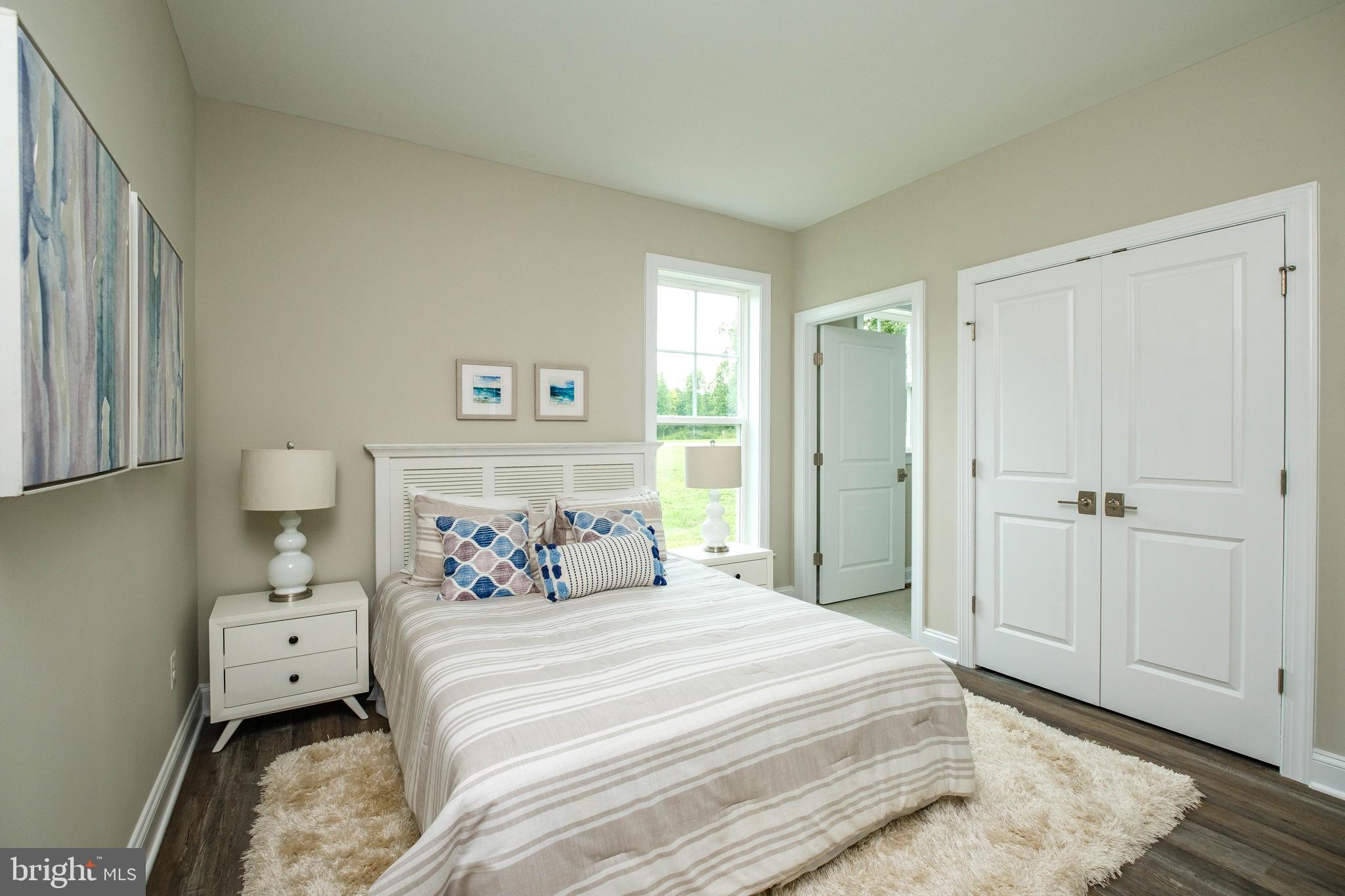 ROCK ISLAND LANDING - Residential