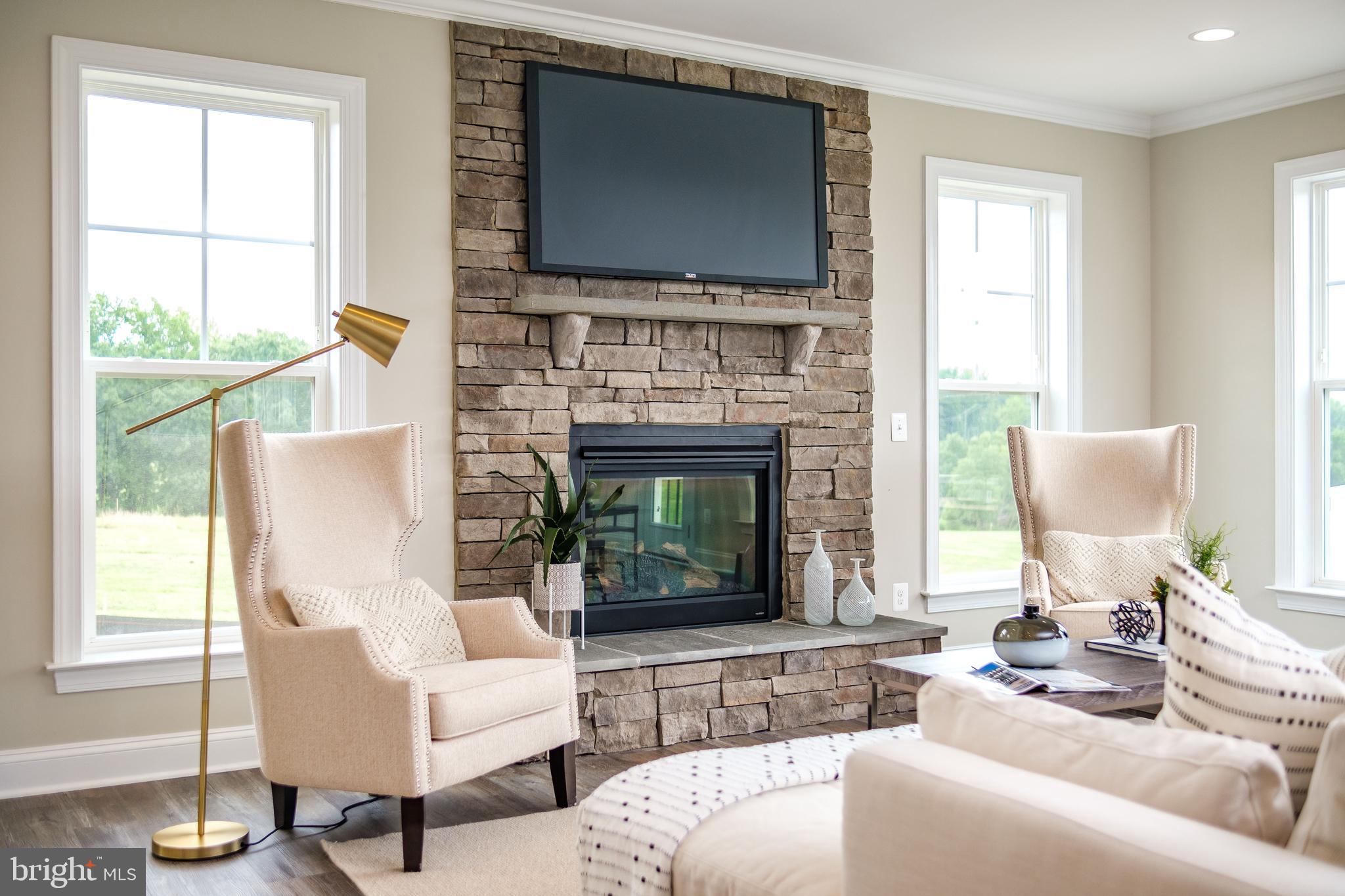 ROCK ISLAND LANDING - Residential