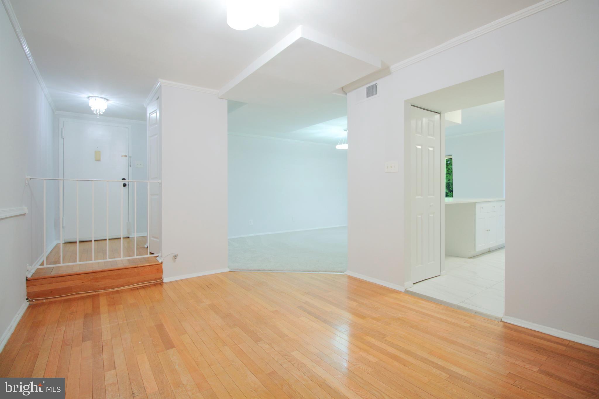 CHERRY GLEN CONDOS - Residential