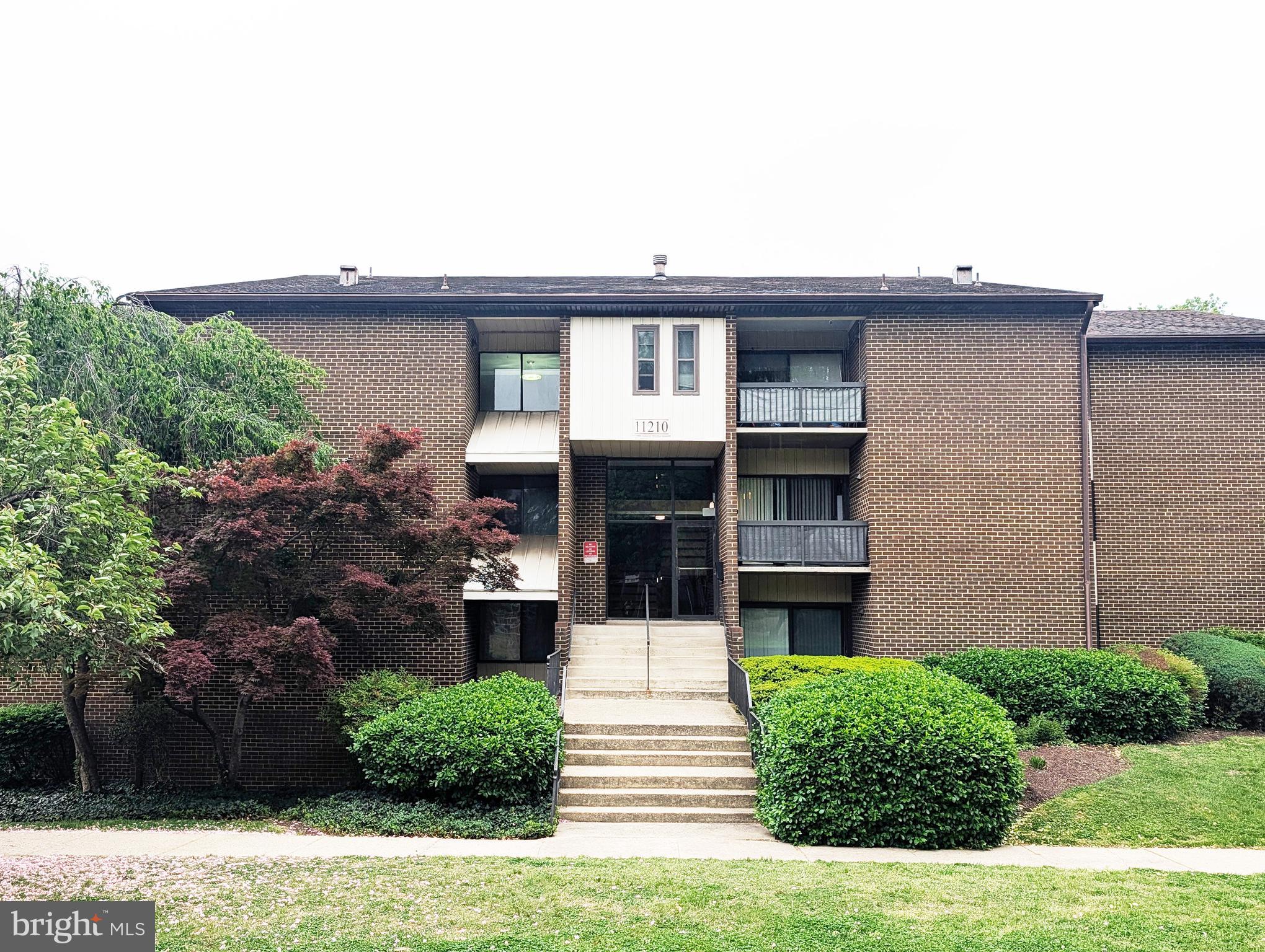 CHERRY GLEN CONDOS - Residential