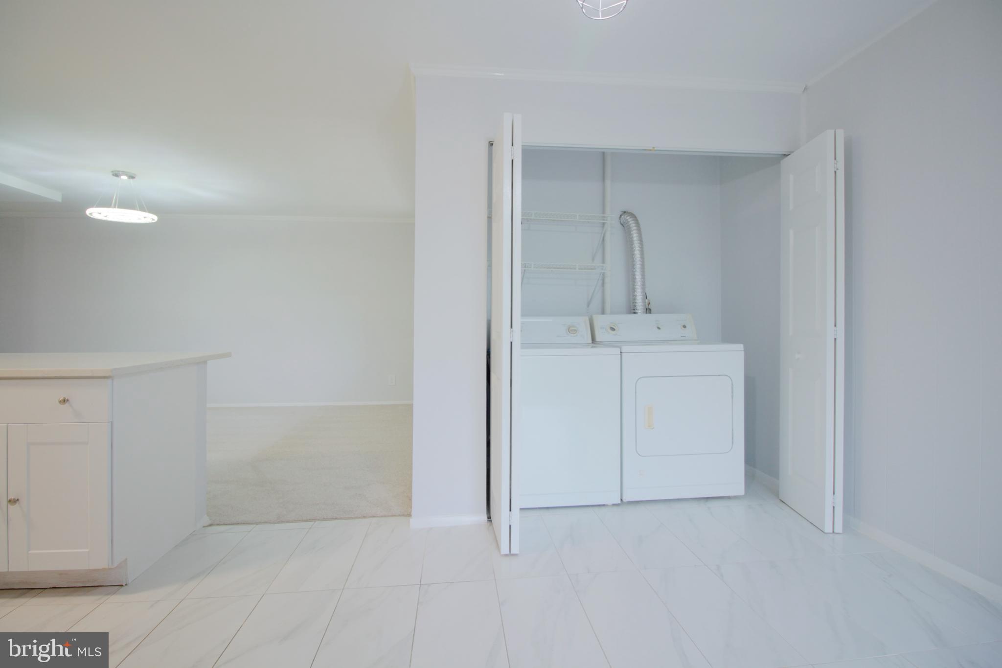 CHERRY GLEN CONDOS - Residential