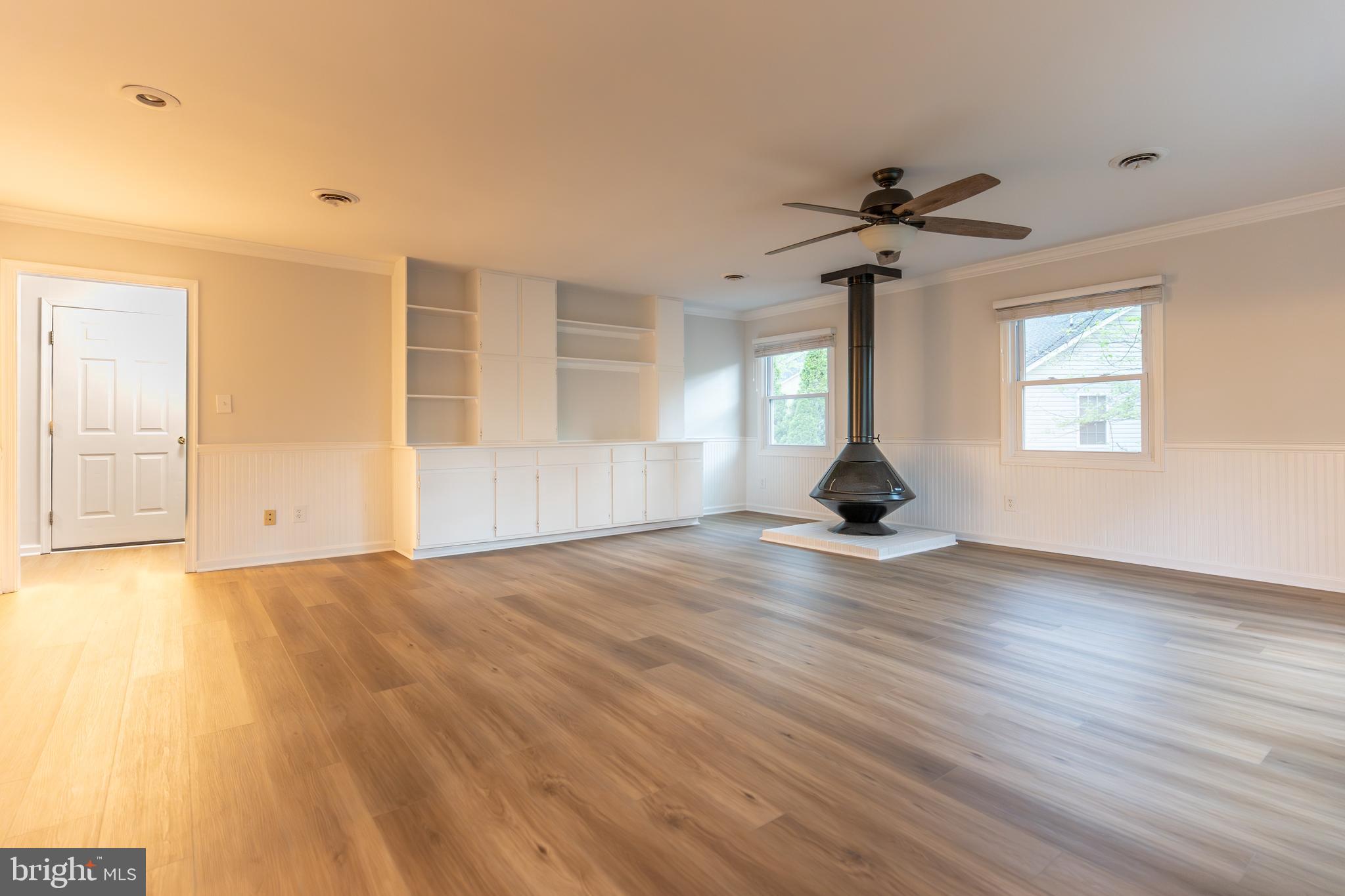 LAKE OF THE WOODS - Residential