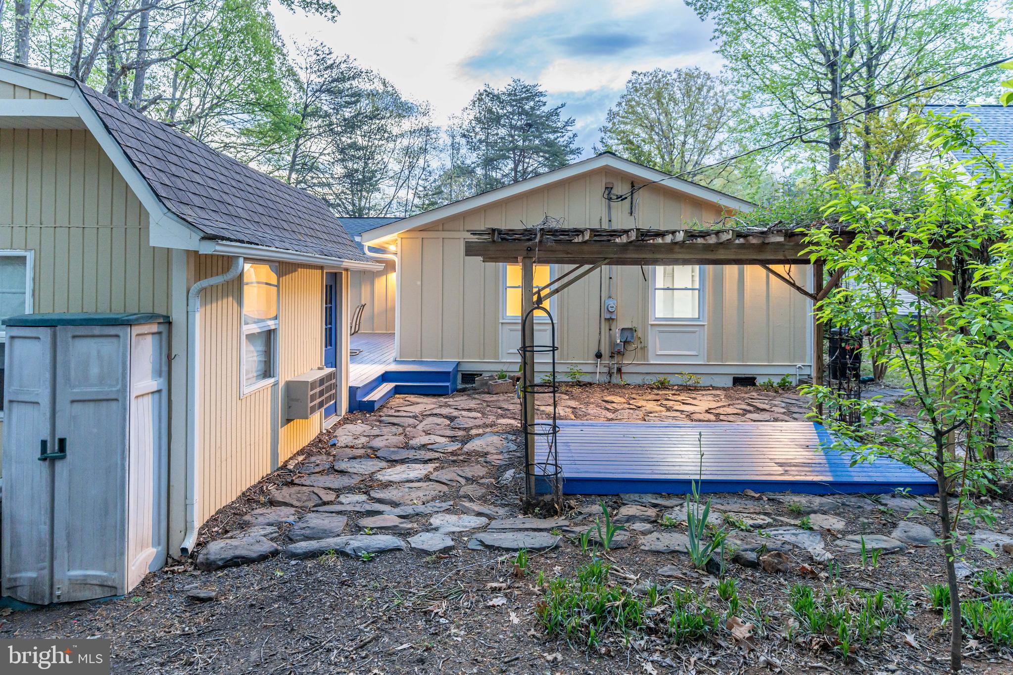 LAKE OF THE WOODS - Residential