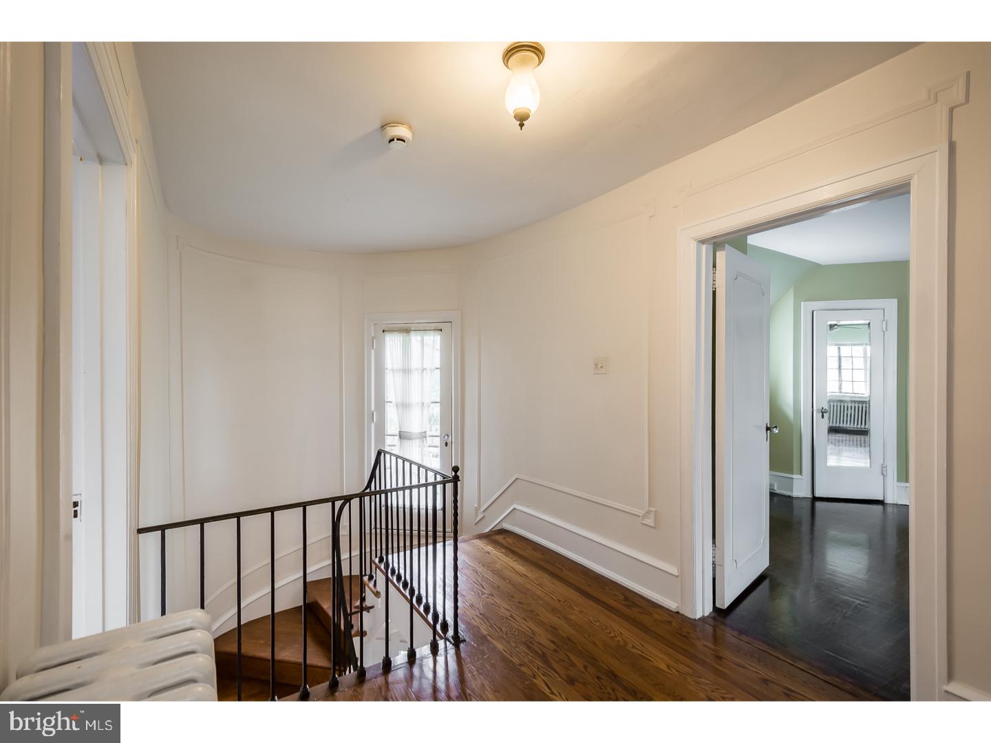 EAST FALLS - Residential Lease