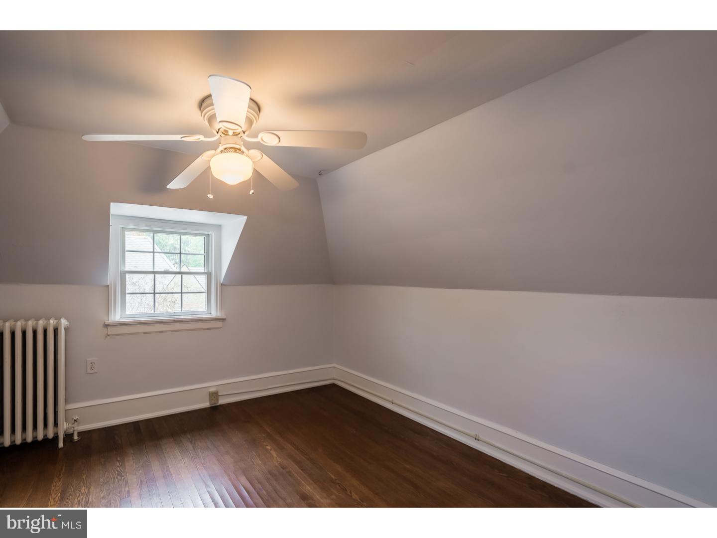 EAST FALLS - Residential Lease