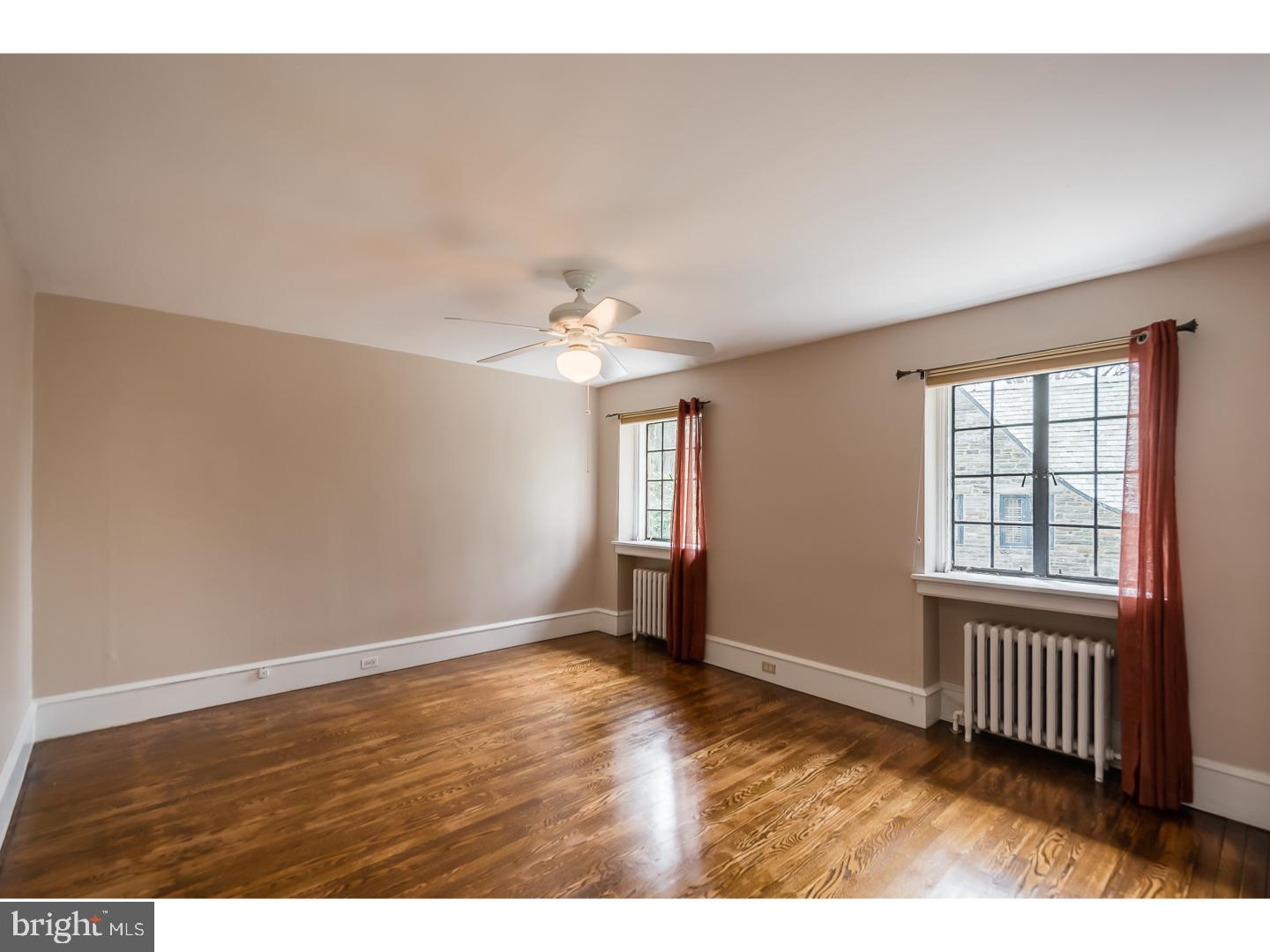 EAST FALLS - Residential Lease