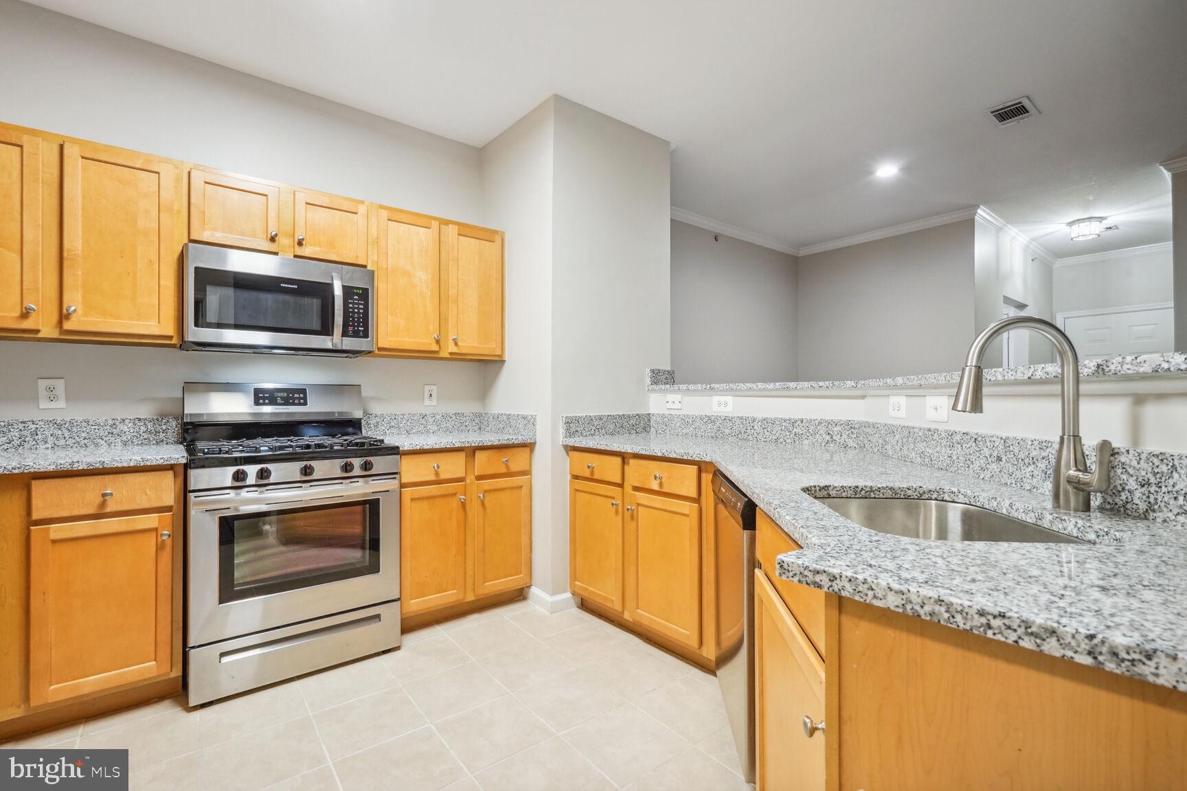 FAIRCREST - Residential