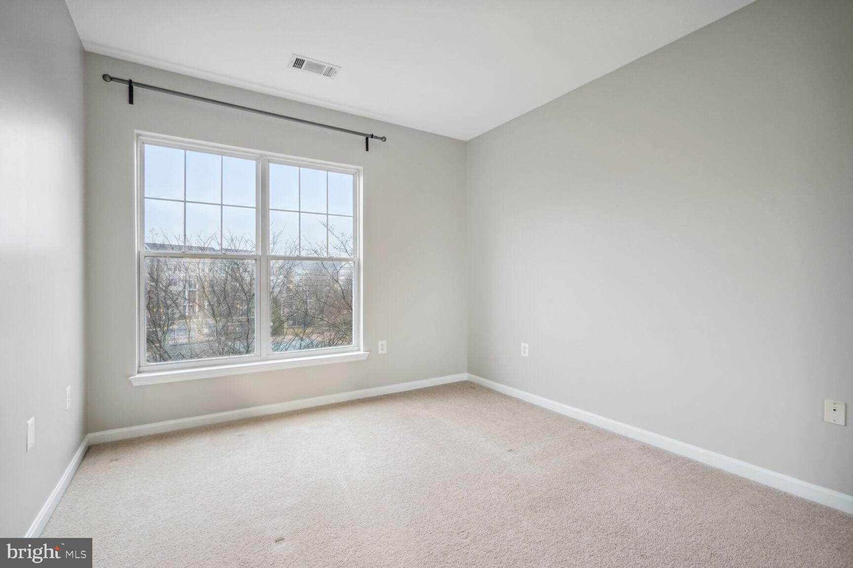 FAIRCREST - Residential