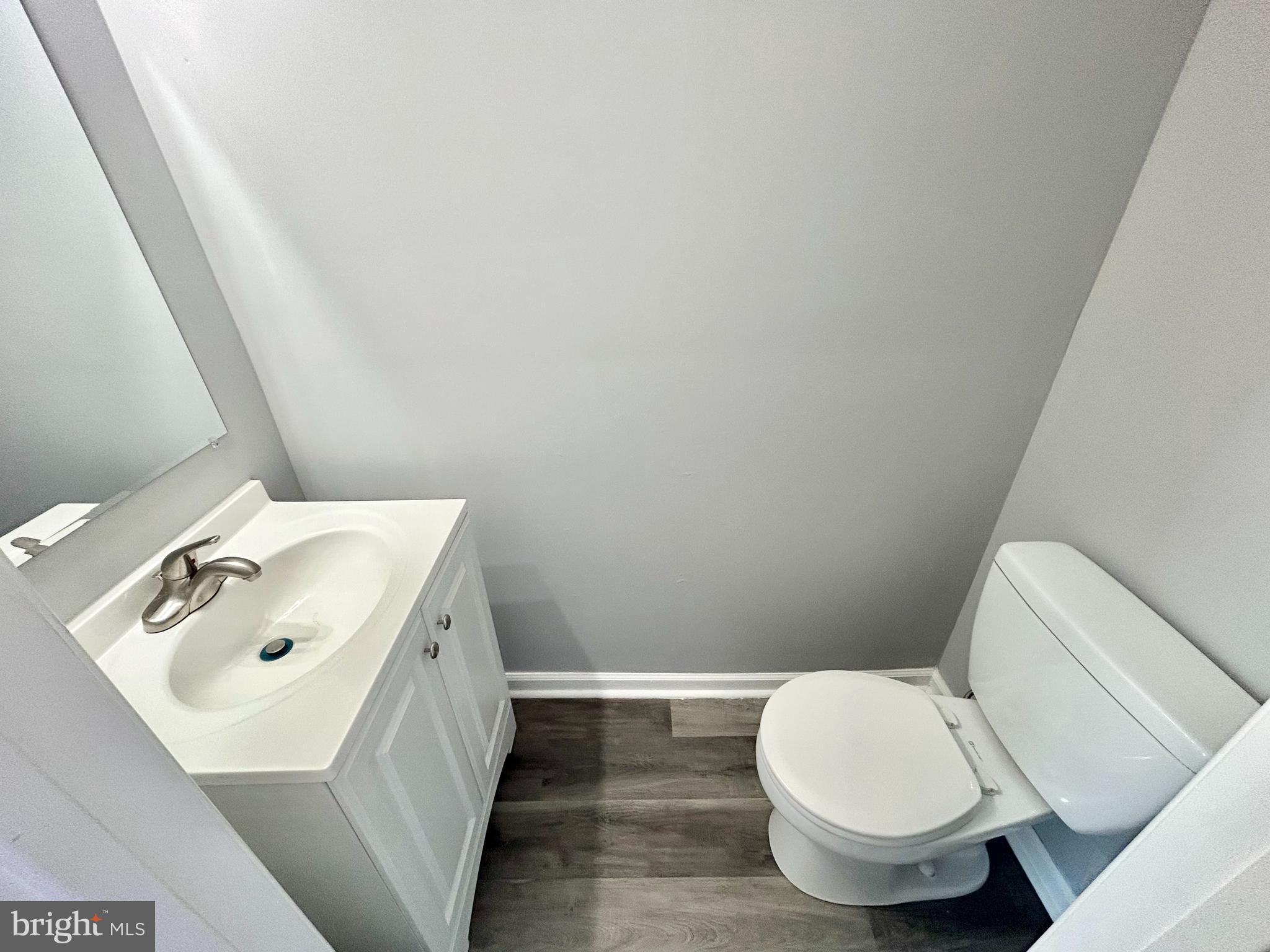 RICHMOND - Residential Lease