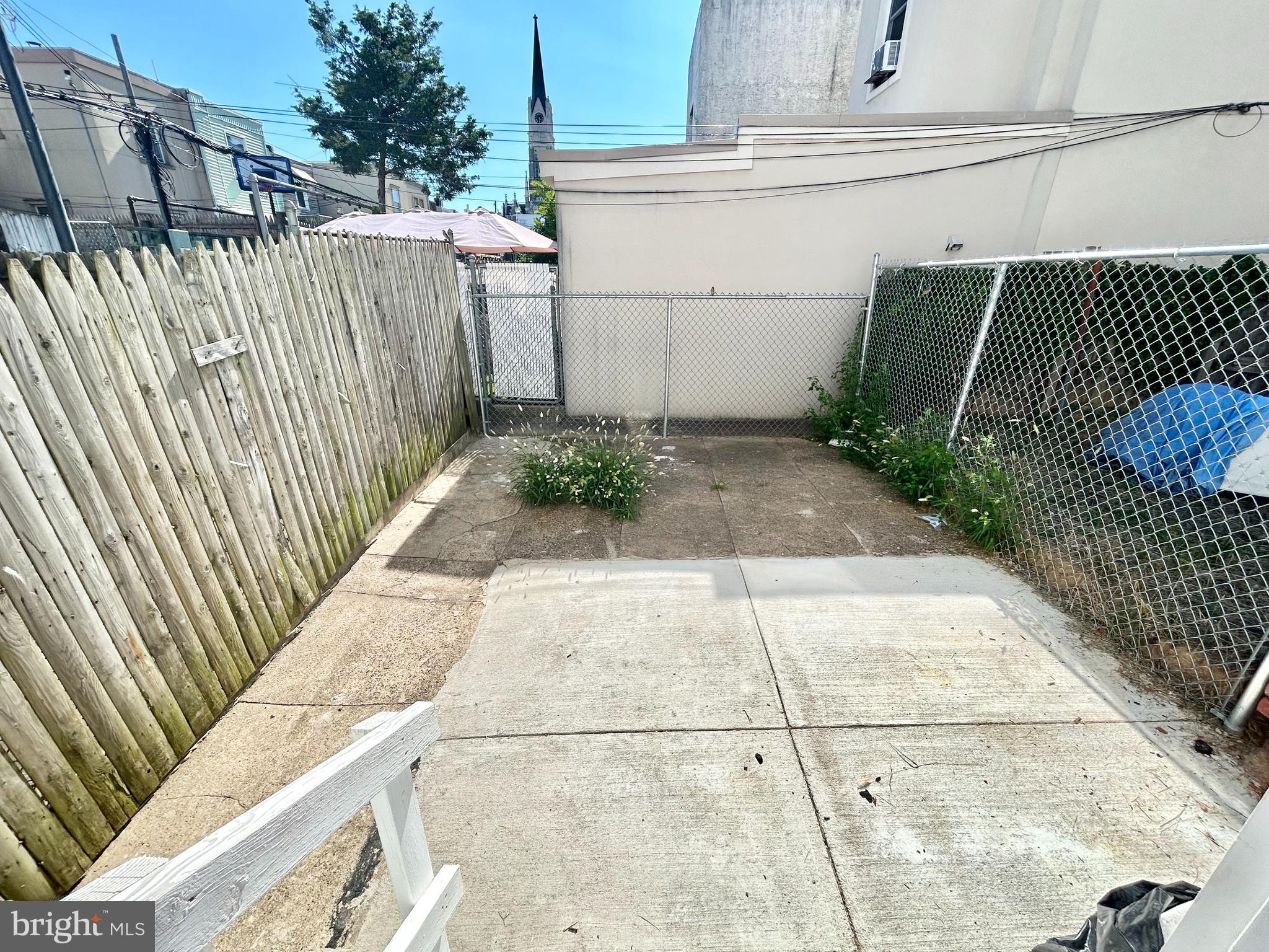 RICHMOND - Residential Lease