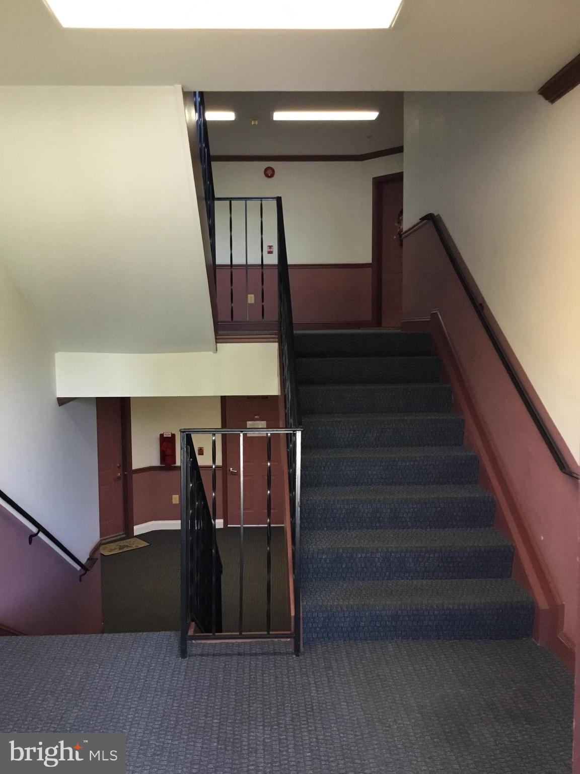 3815 SUNNYFIELD COURT 2A