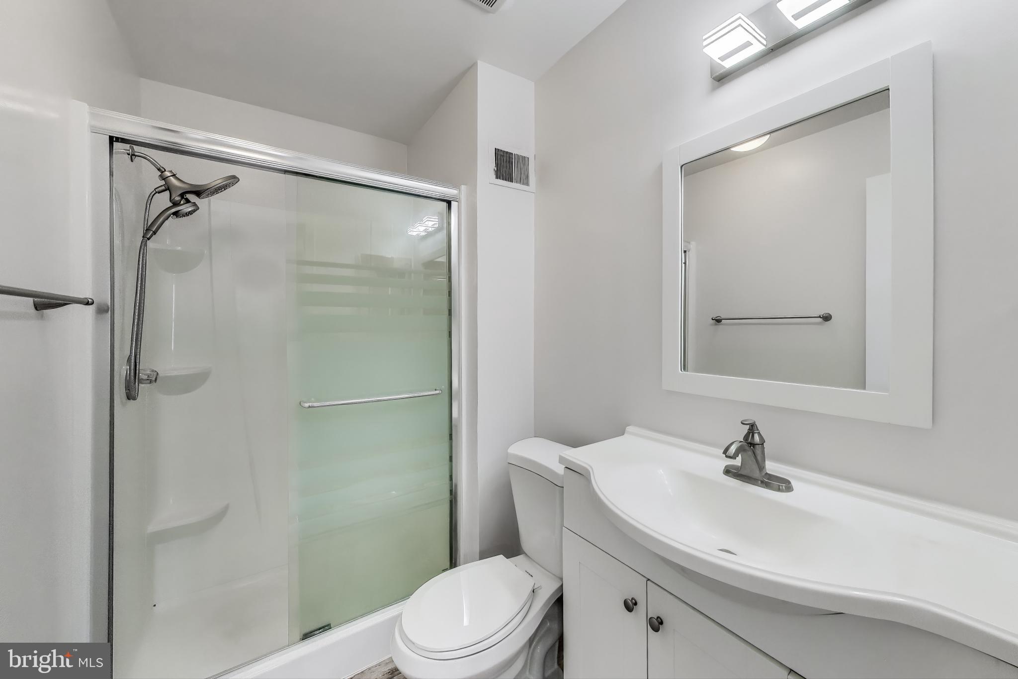 MONTROSE WOODS CODM - Residential Lease