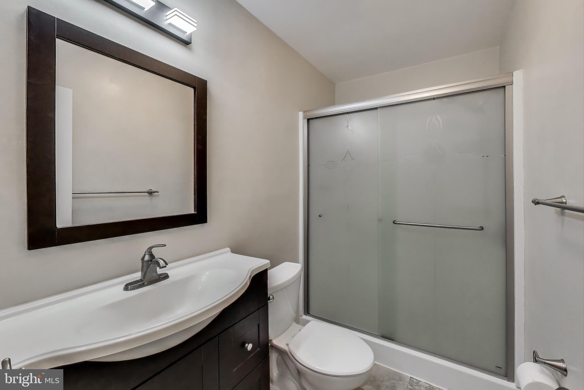 MONTROSE WOODS CODM - Residential Lease