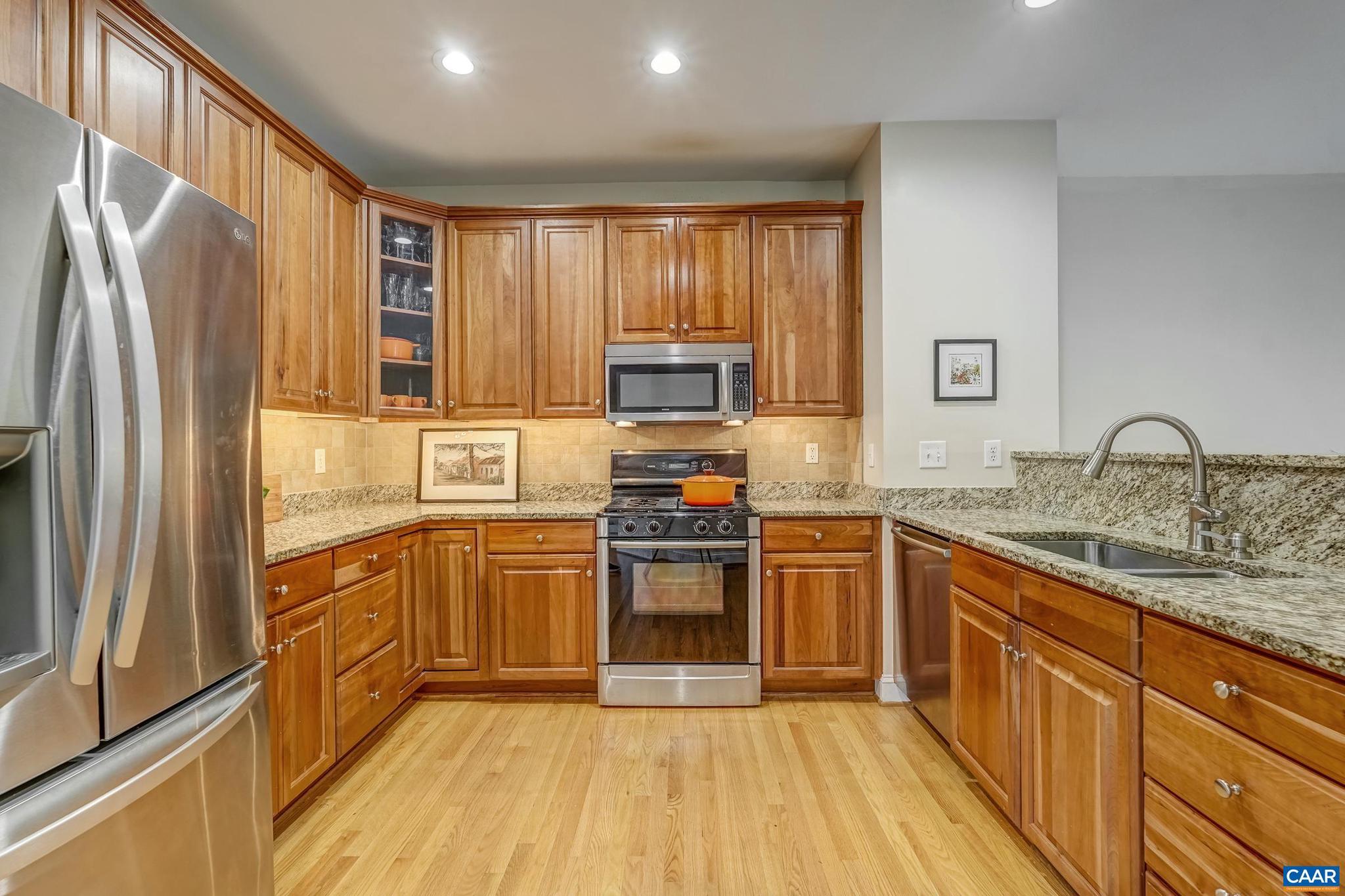 GLENWOOD STATION - Residential