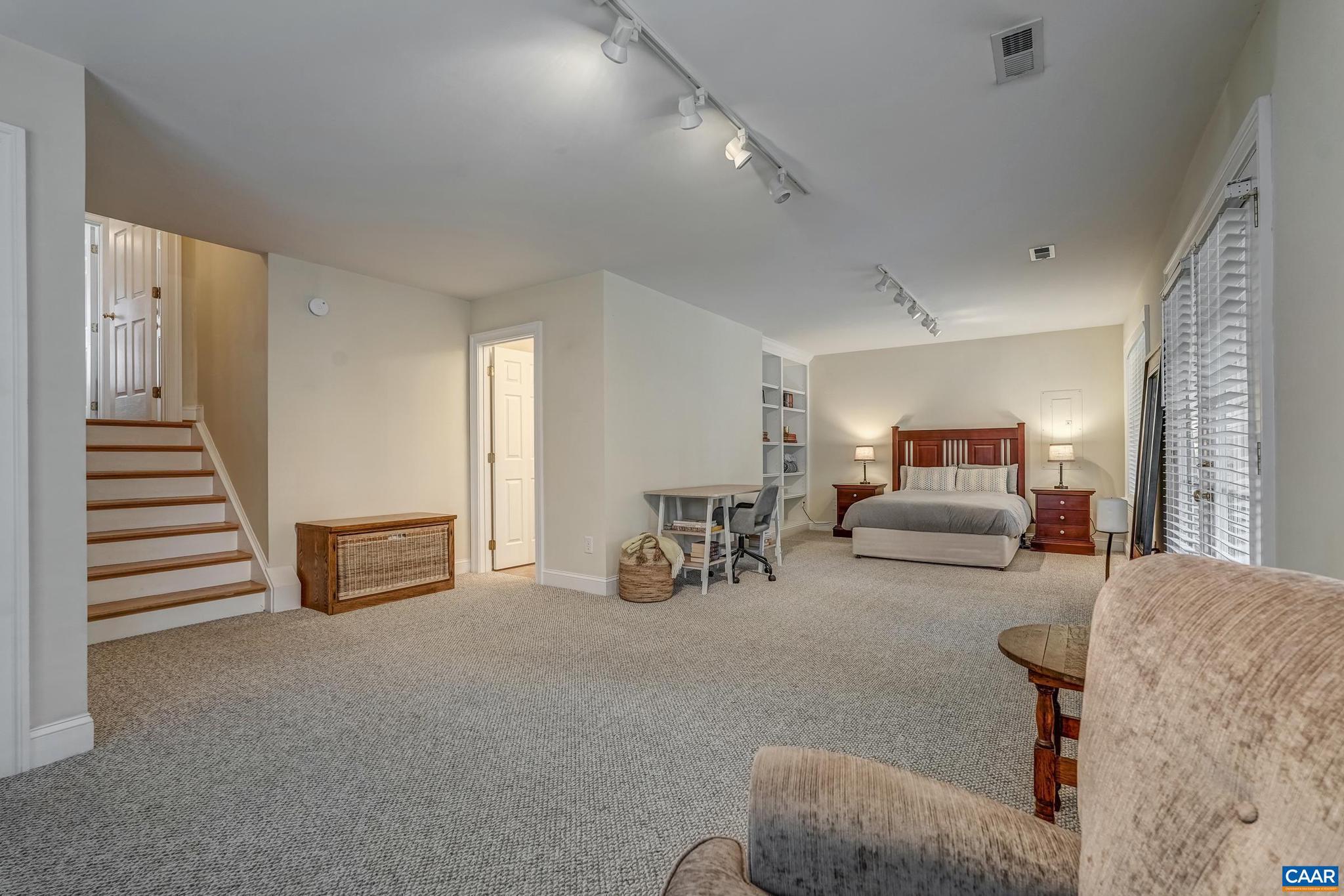 GLENWOOD STATION - Residential