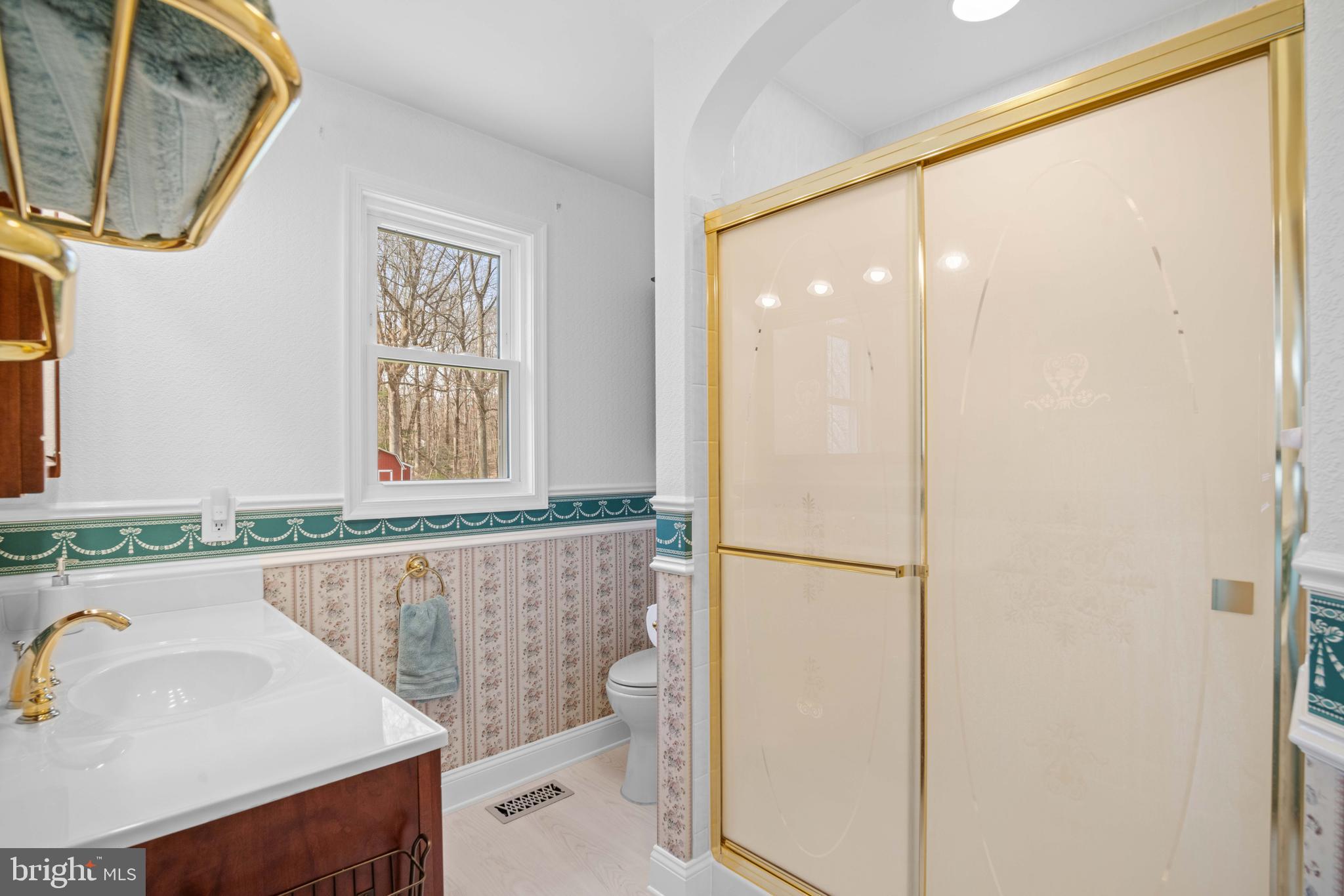 WOODSIDE VIEW - Residential