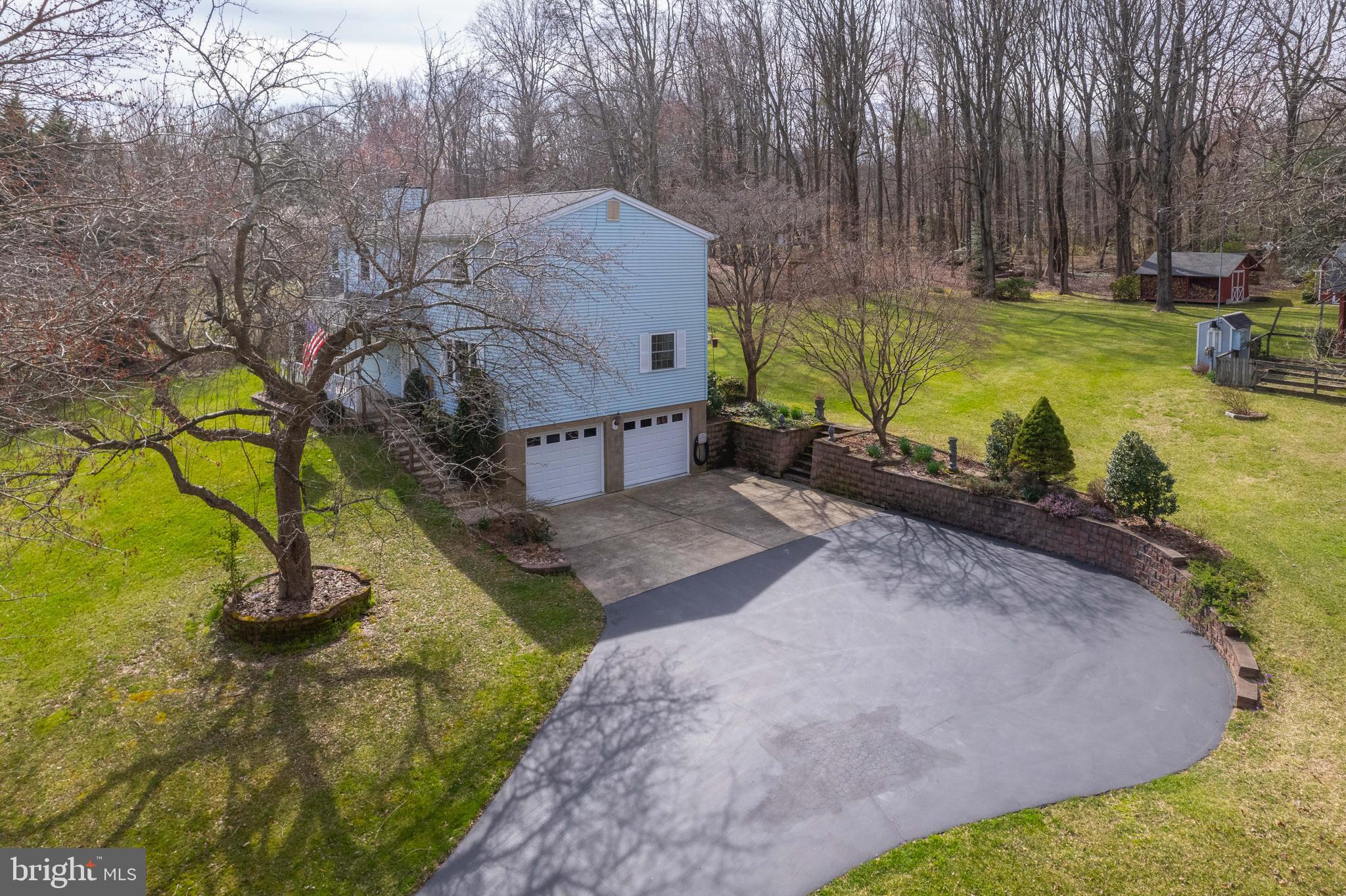 WOODSIDE VIEW - Residential