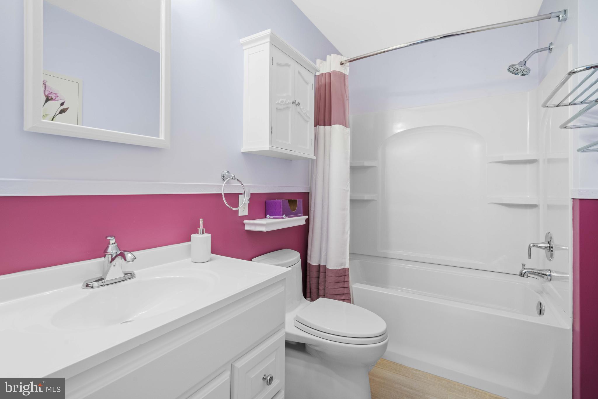 WOODSIDE VIEW - Residential