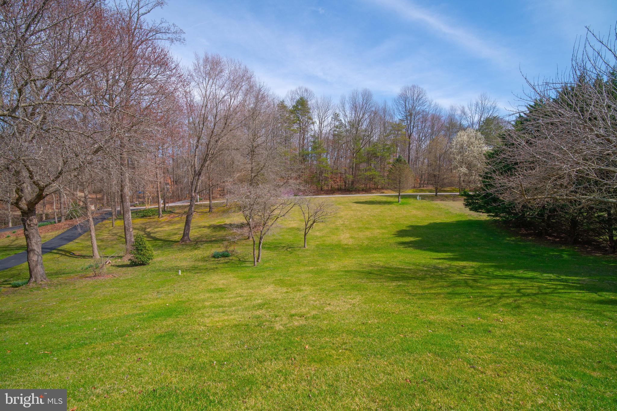 WOODSIDE VIEW - Residential