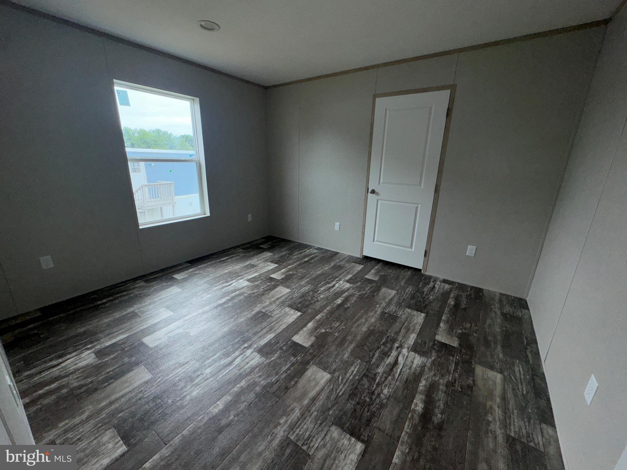 HILLSIDE ESTATES - Residential