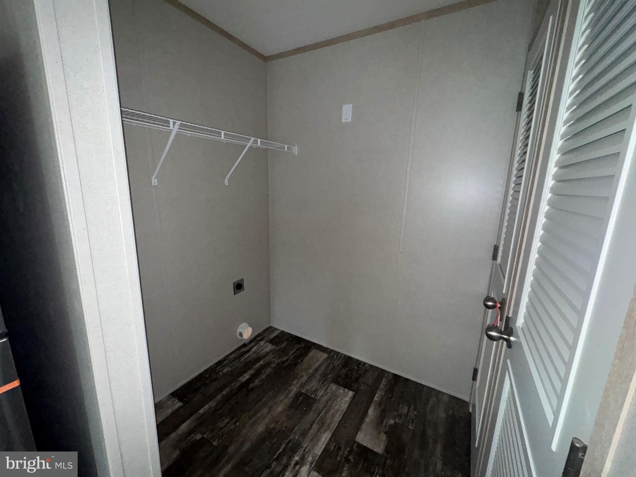 HILLSIDE ESTATES - Residential