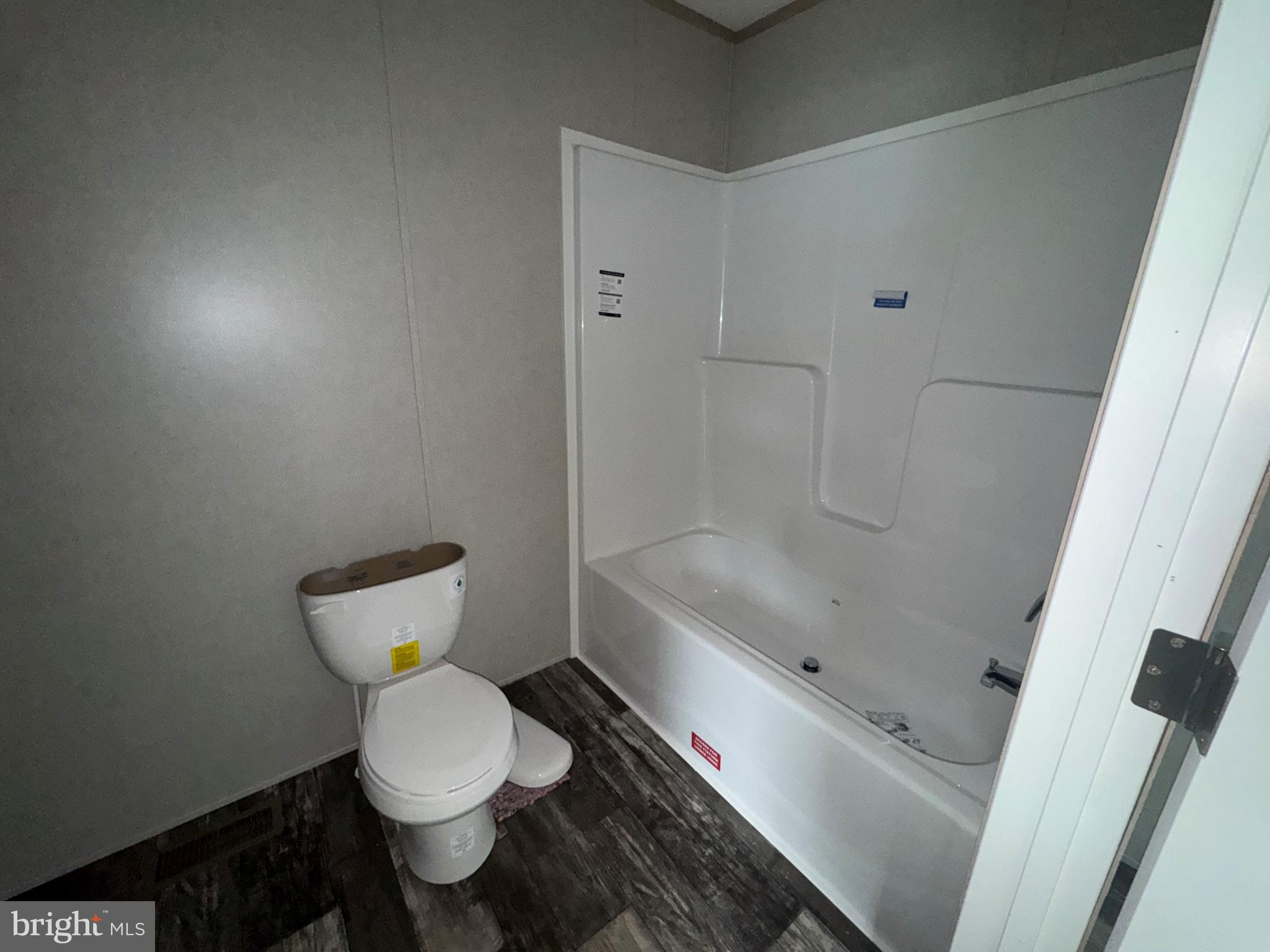 HILLSIDE ESTATES - Residential