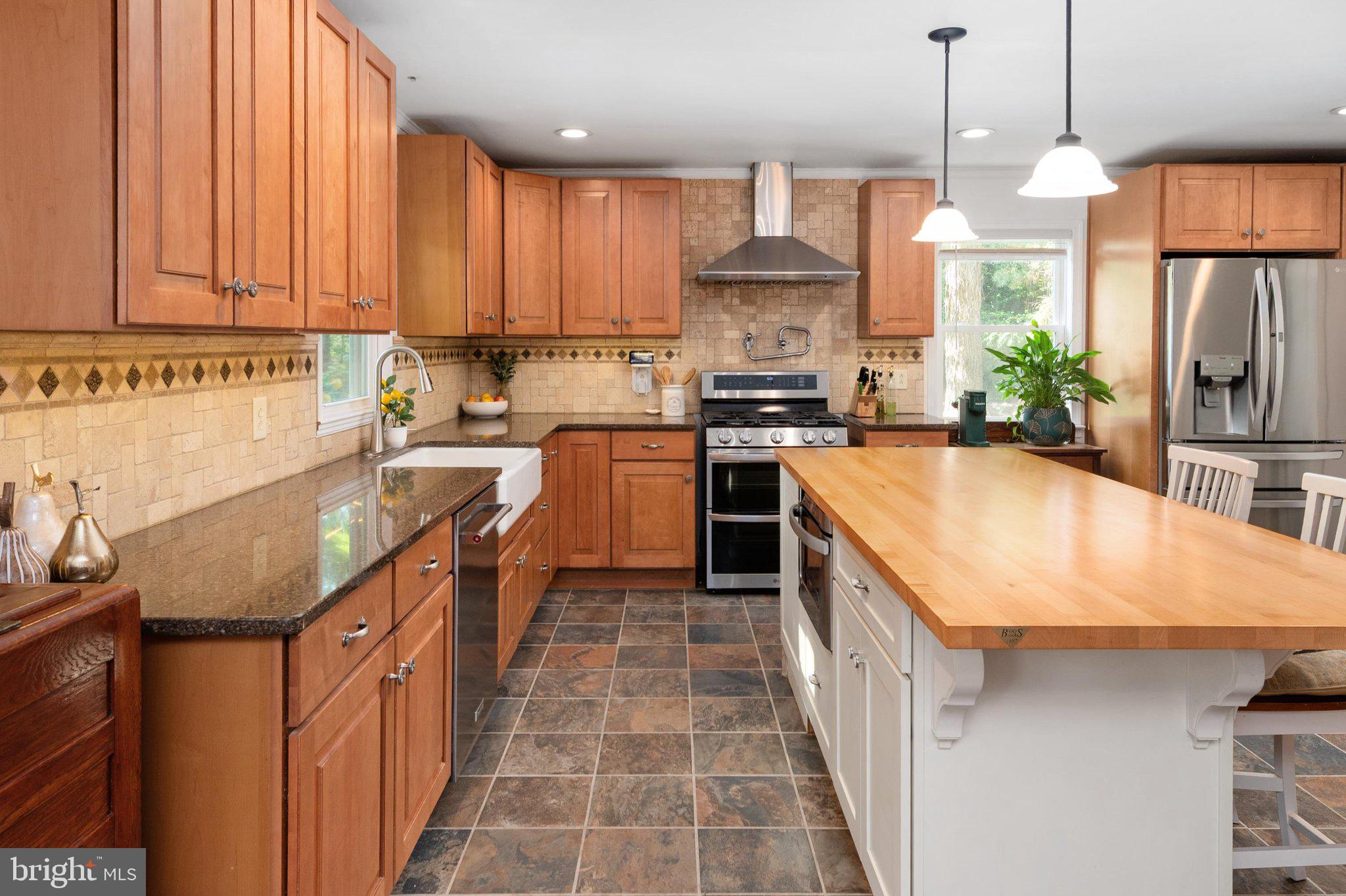 5116 OCEAN GATEWAY