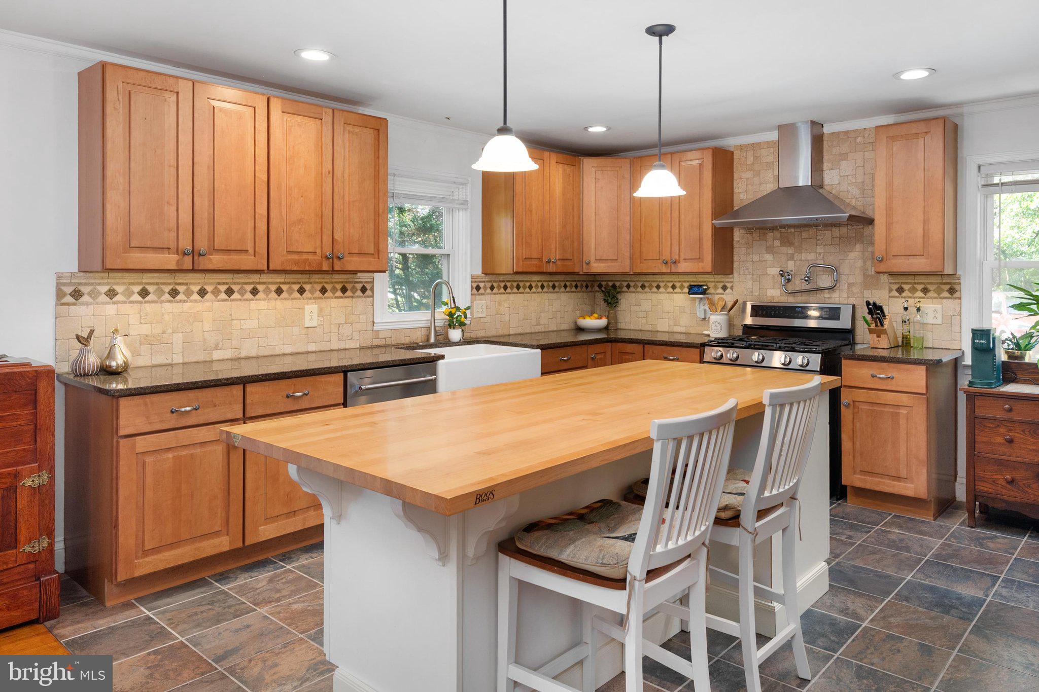 5116 OCEAN GATEWAY