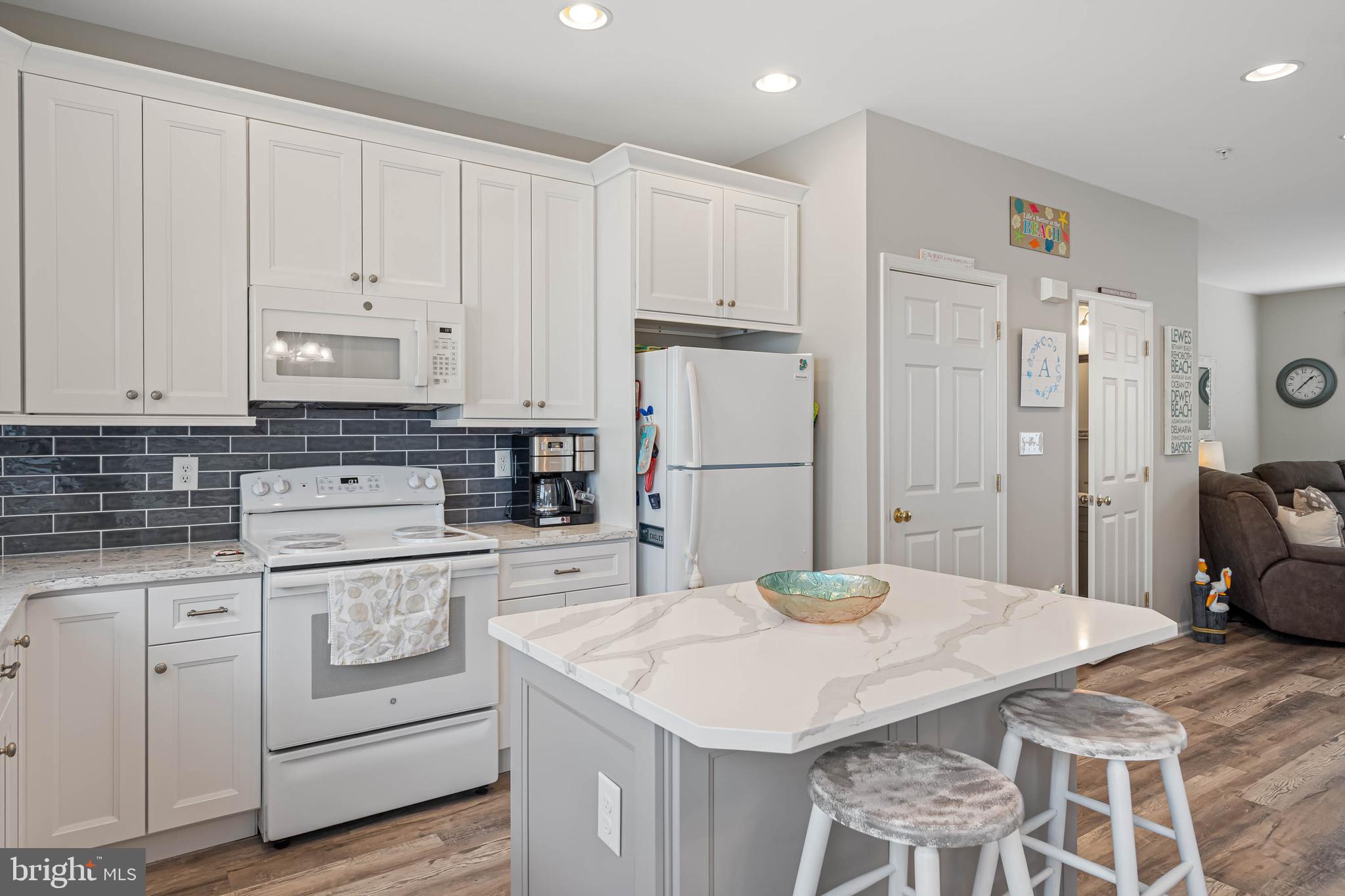 FAIRFIELD AT LONG NECK - Residential