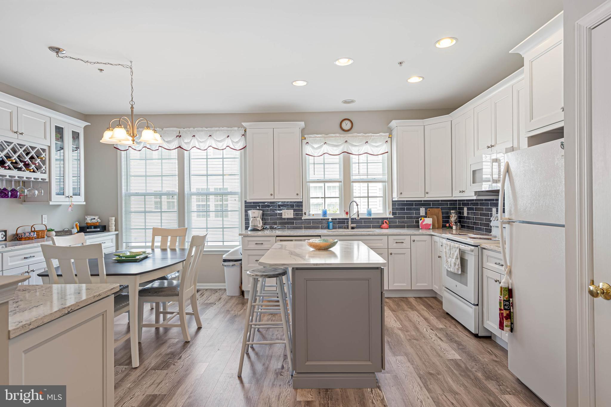 FAIRFIELD AT LONG NECK - Residential