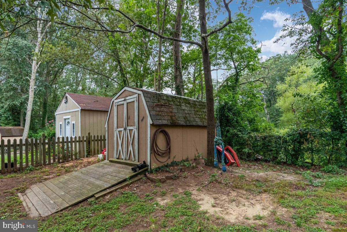 REVELL DOWNS - Residential