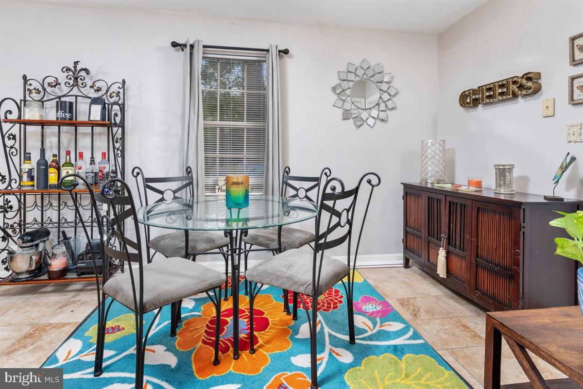 REVELL DOWNS - Residential