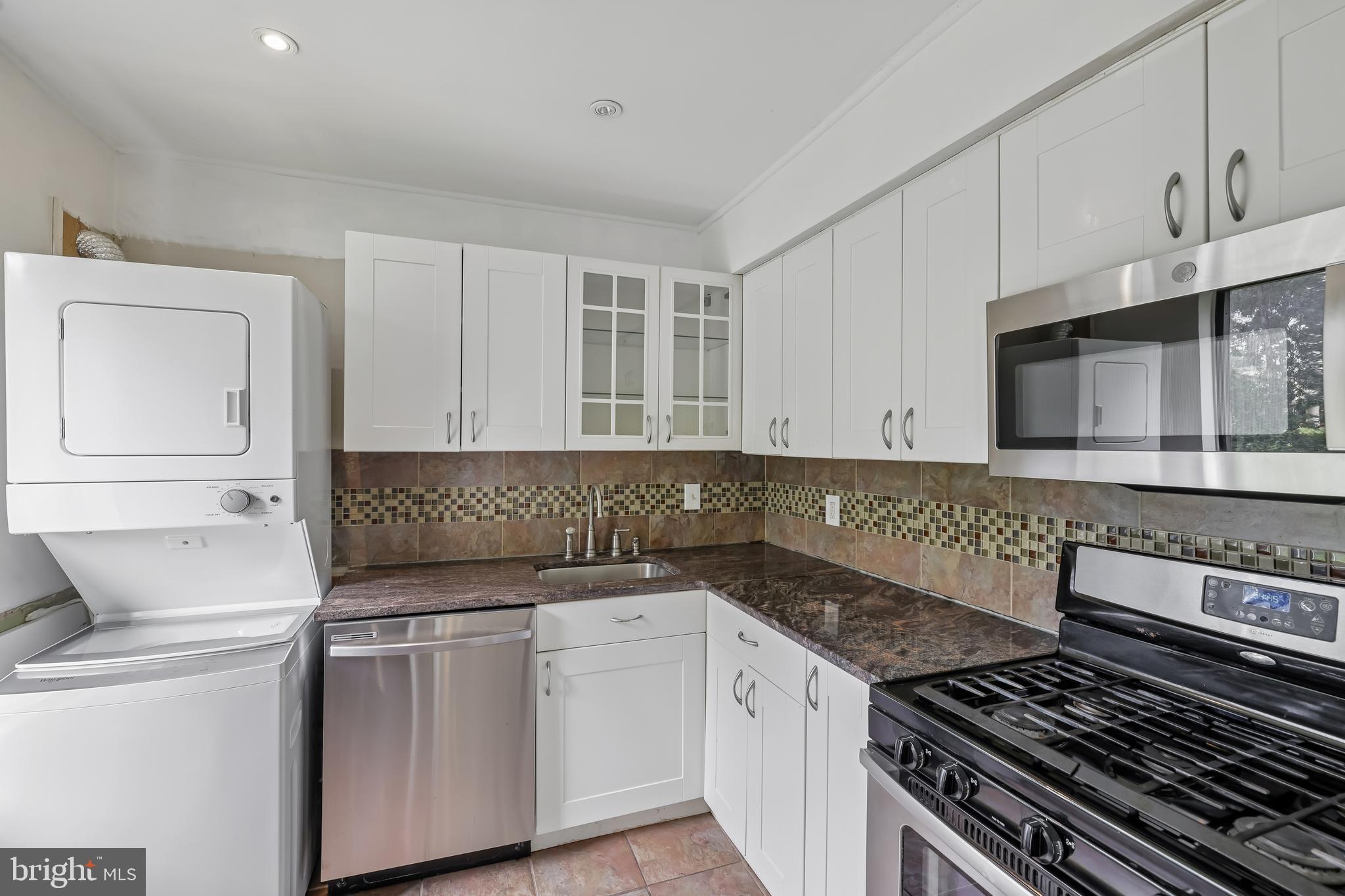 5476 CEDAR LANE C-3