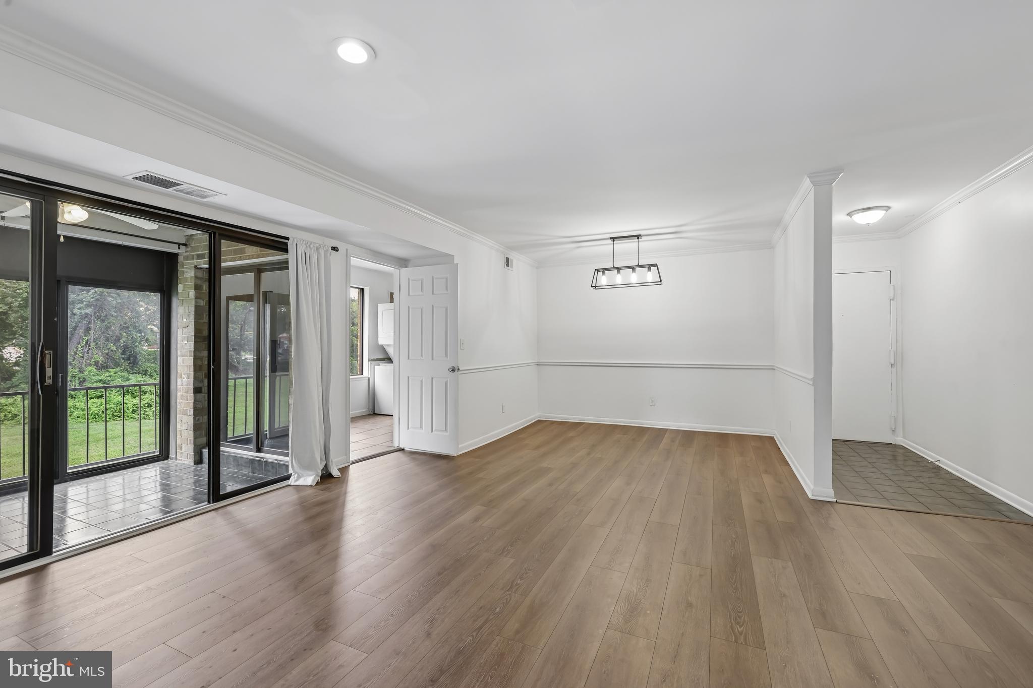 5476 CEDAR LANE C-3