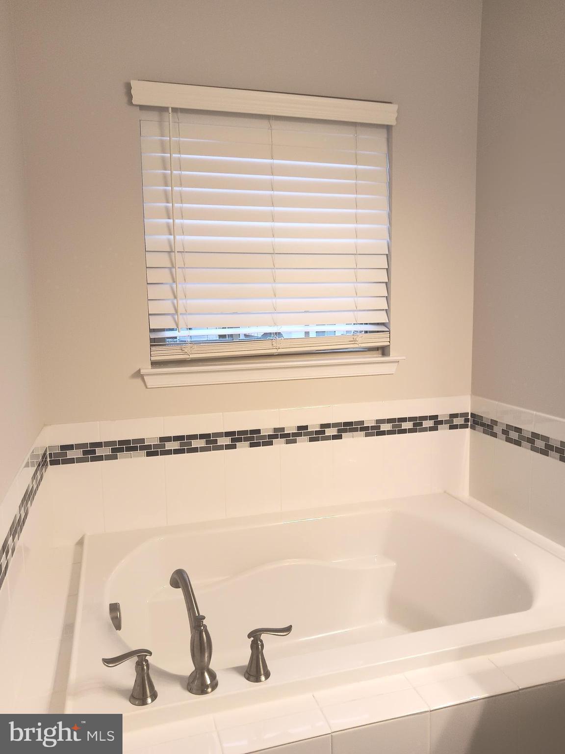 WESTSIDE - Residential Lease